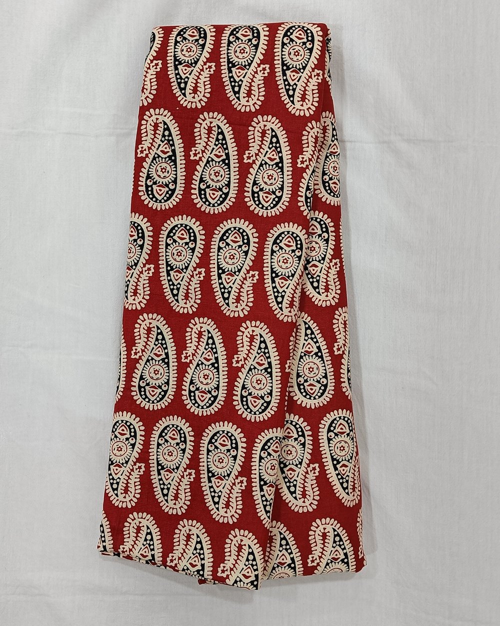 Red Color Cotton Saree With Black and Cream Paisley Print