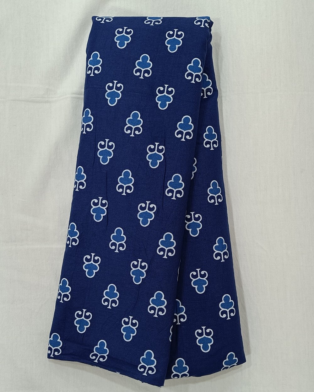 Indigo Blue Color Cotton Saree With Blue And White Prints 