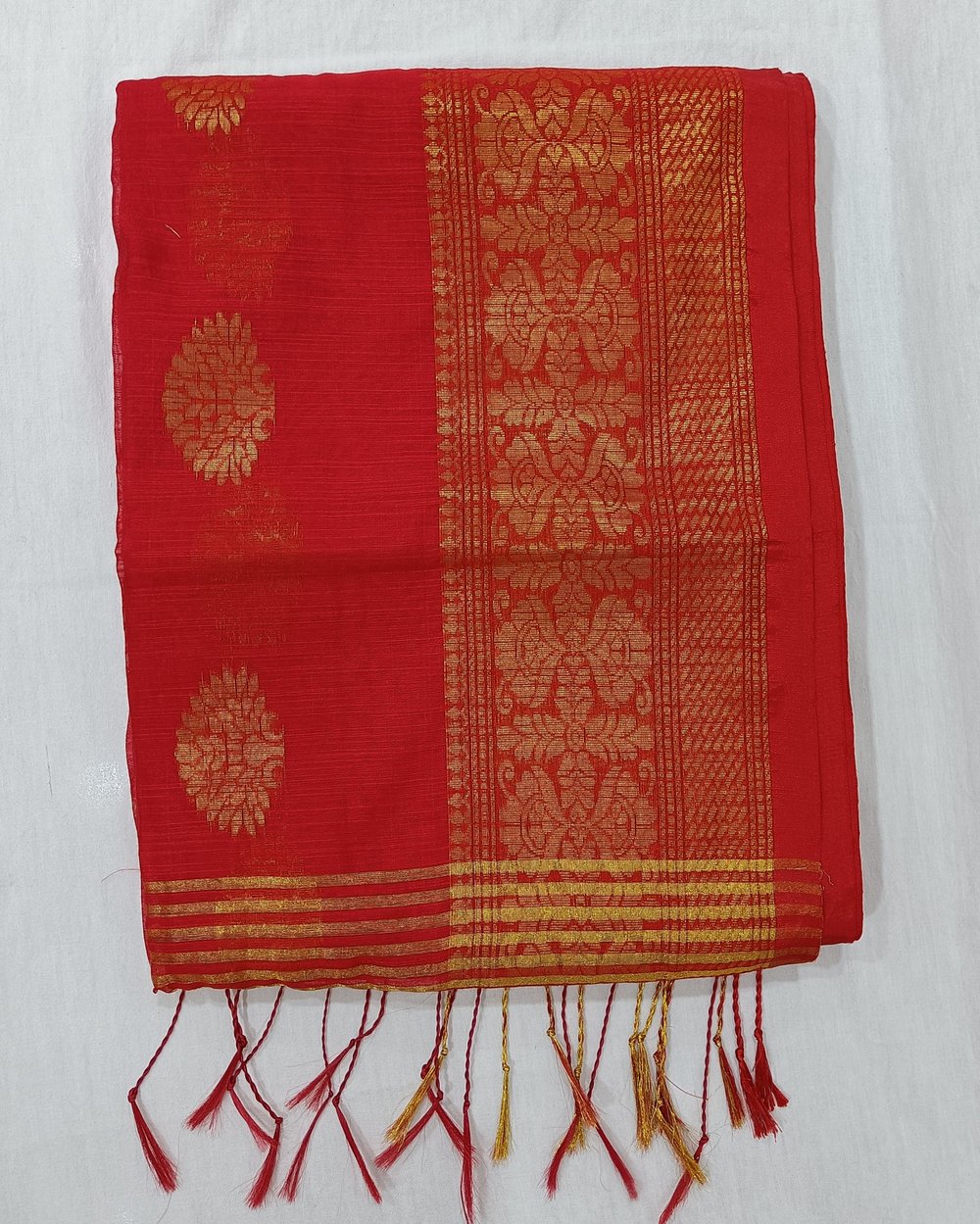 Red Color Handloom Saree With Golden Zari Work 