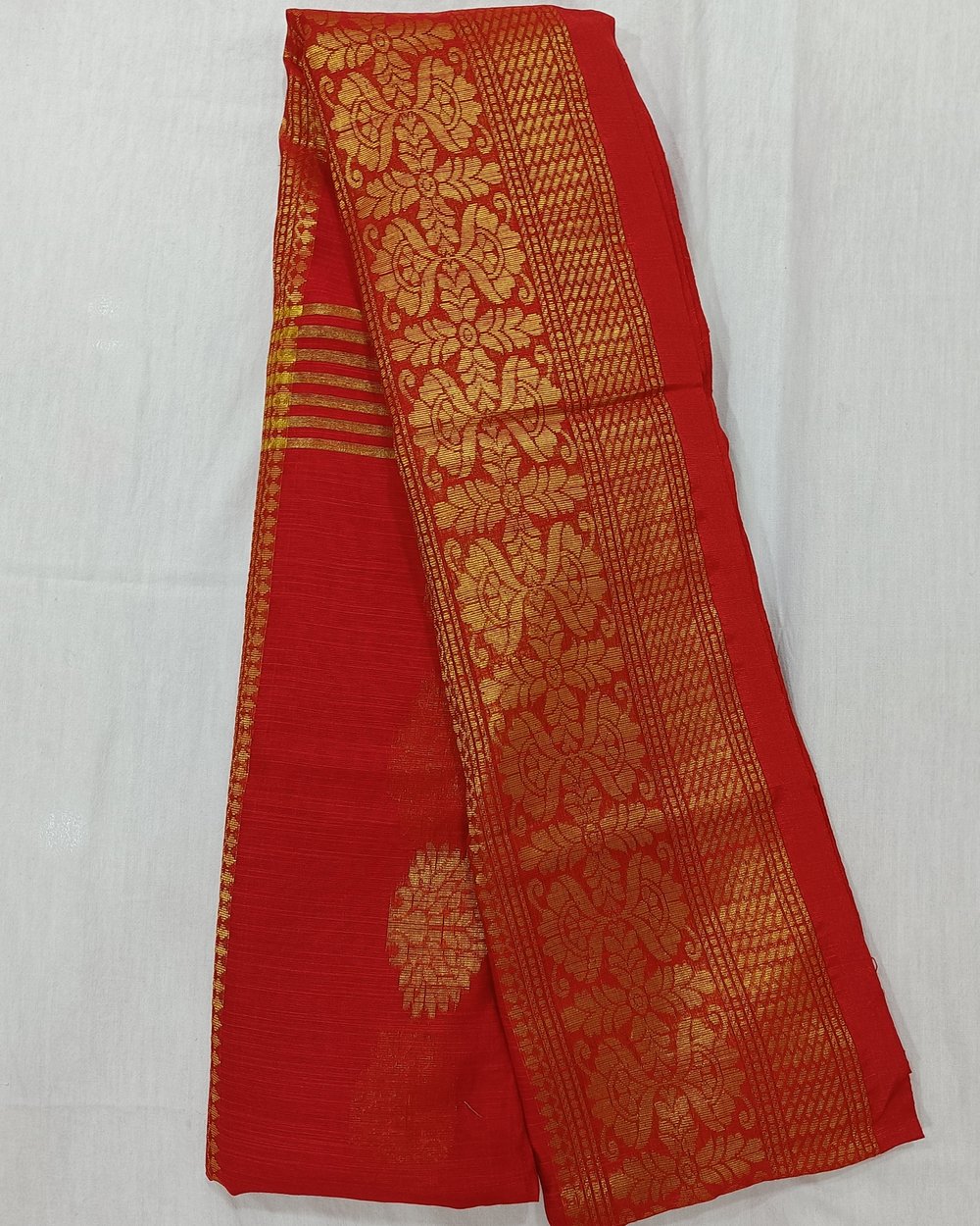 Red Color Handloom Saree With Golden Zari Work 