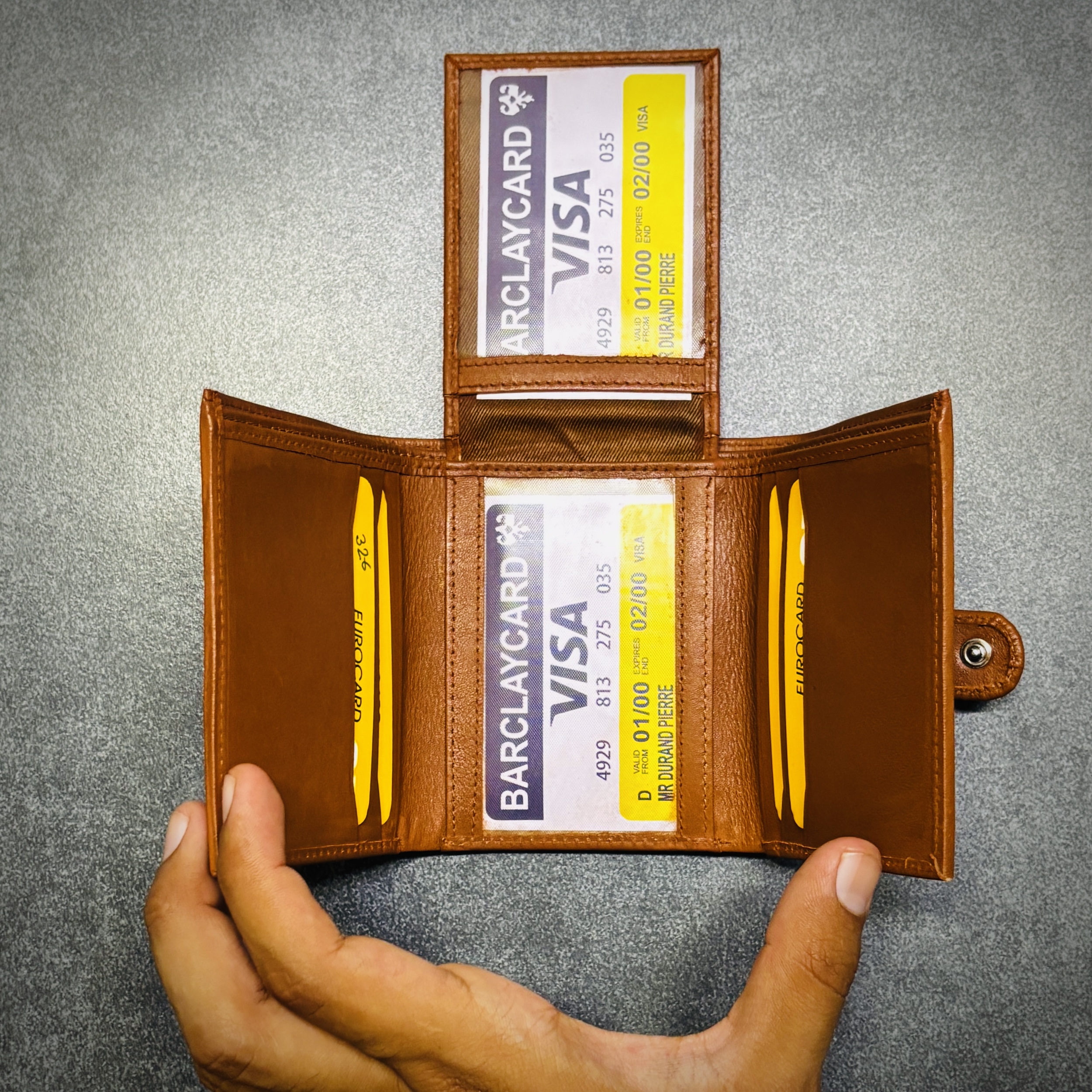 LOOKS Men’s Triple-Fold Leather Wallet – Tan Wallet with Multiple Card Slots & Secure Coin Pocket