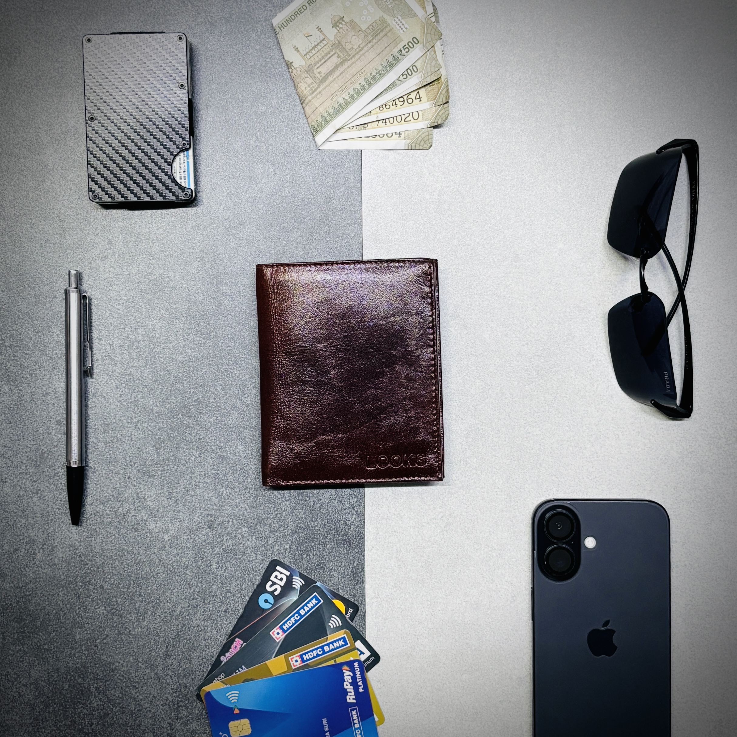 LOOKS Men’s Classic Leather Wallet – Brown Foldable Wallet with Coin Pouch & Card Holders