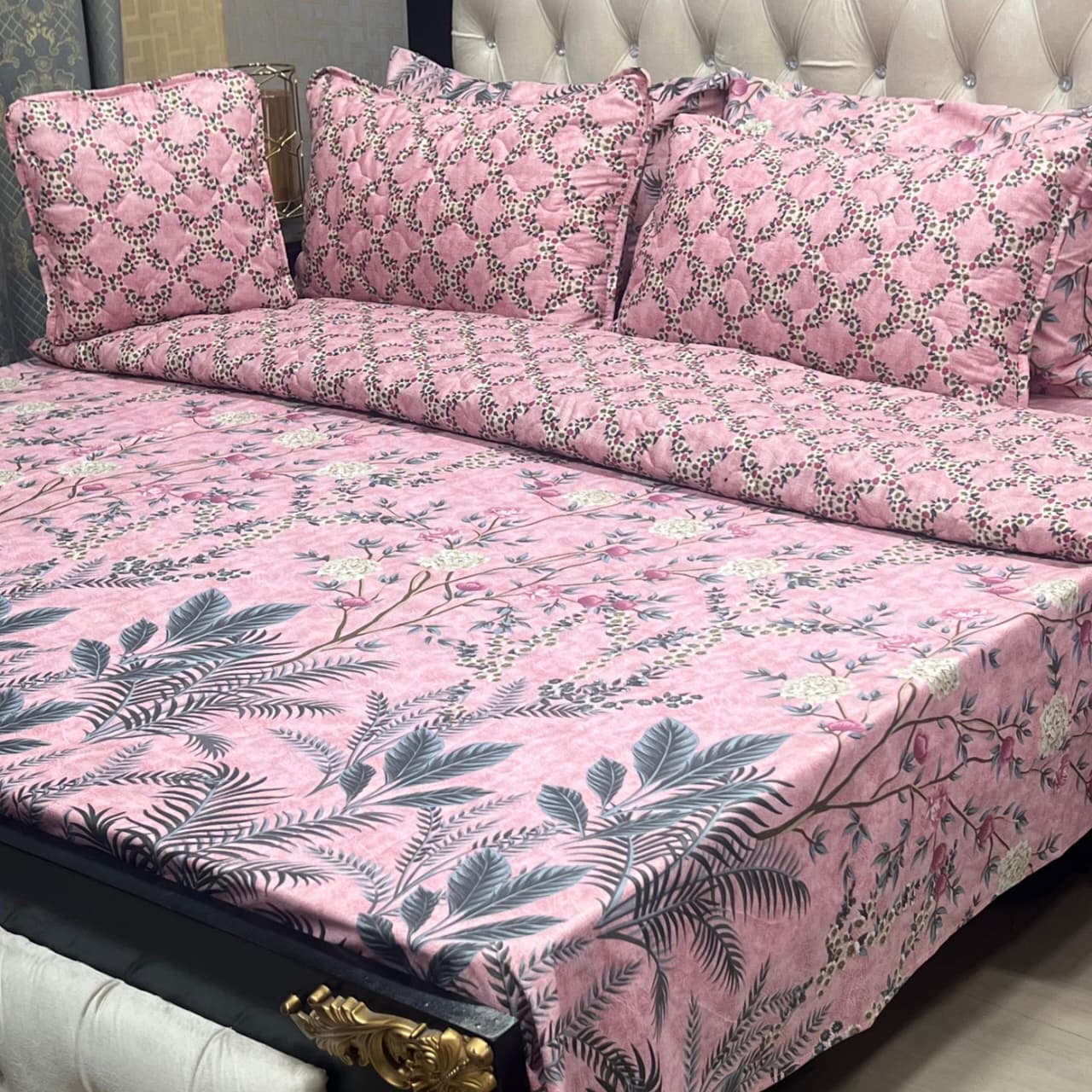 Pink Botanical Printed Bedspread Set