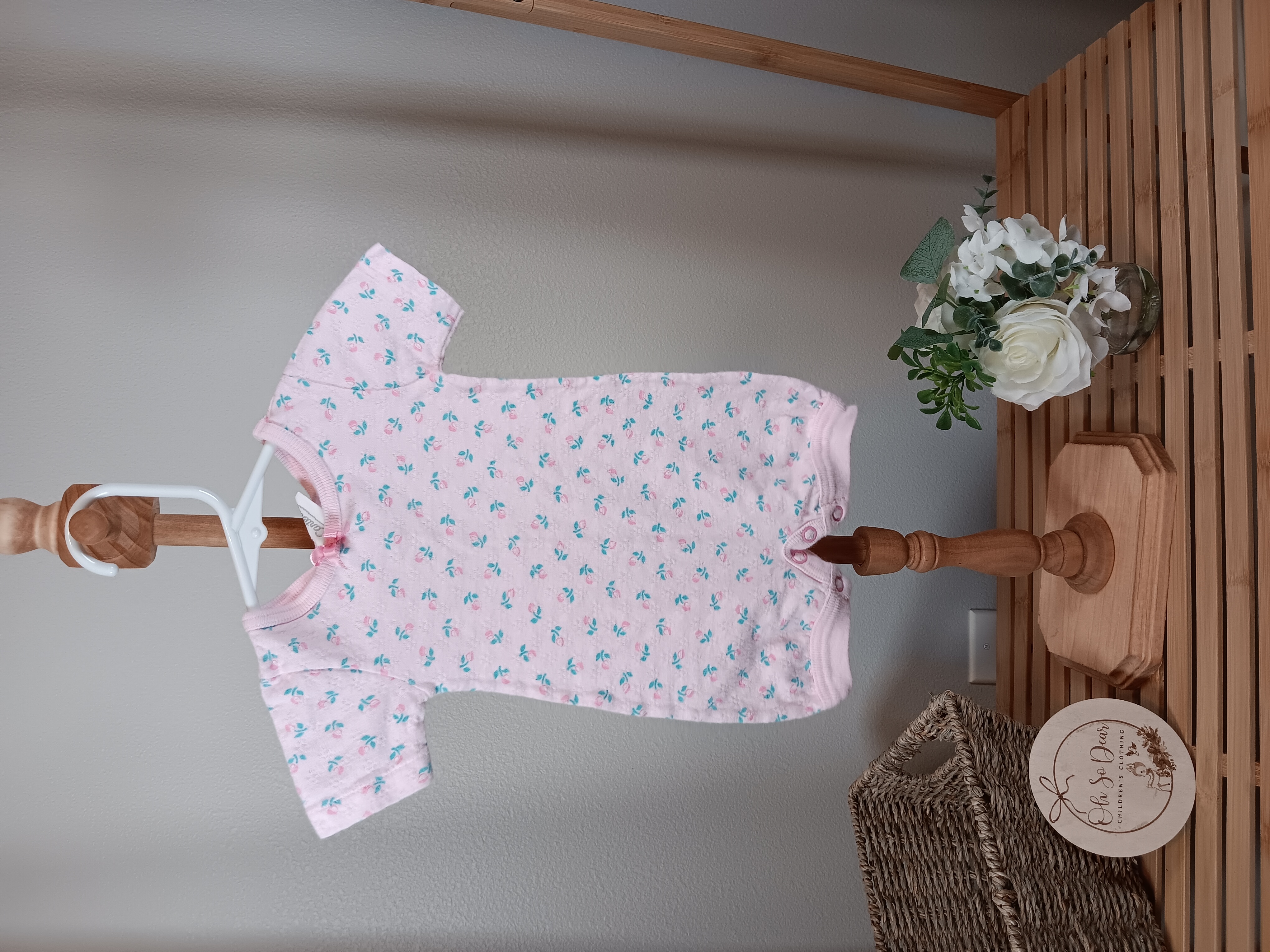 Carters Pink one piece romper with little flowers size 0 to 6 months 