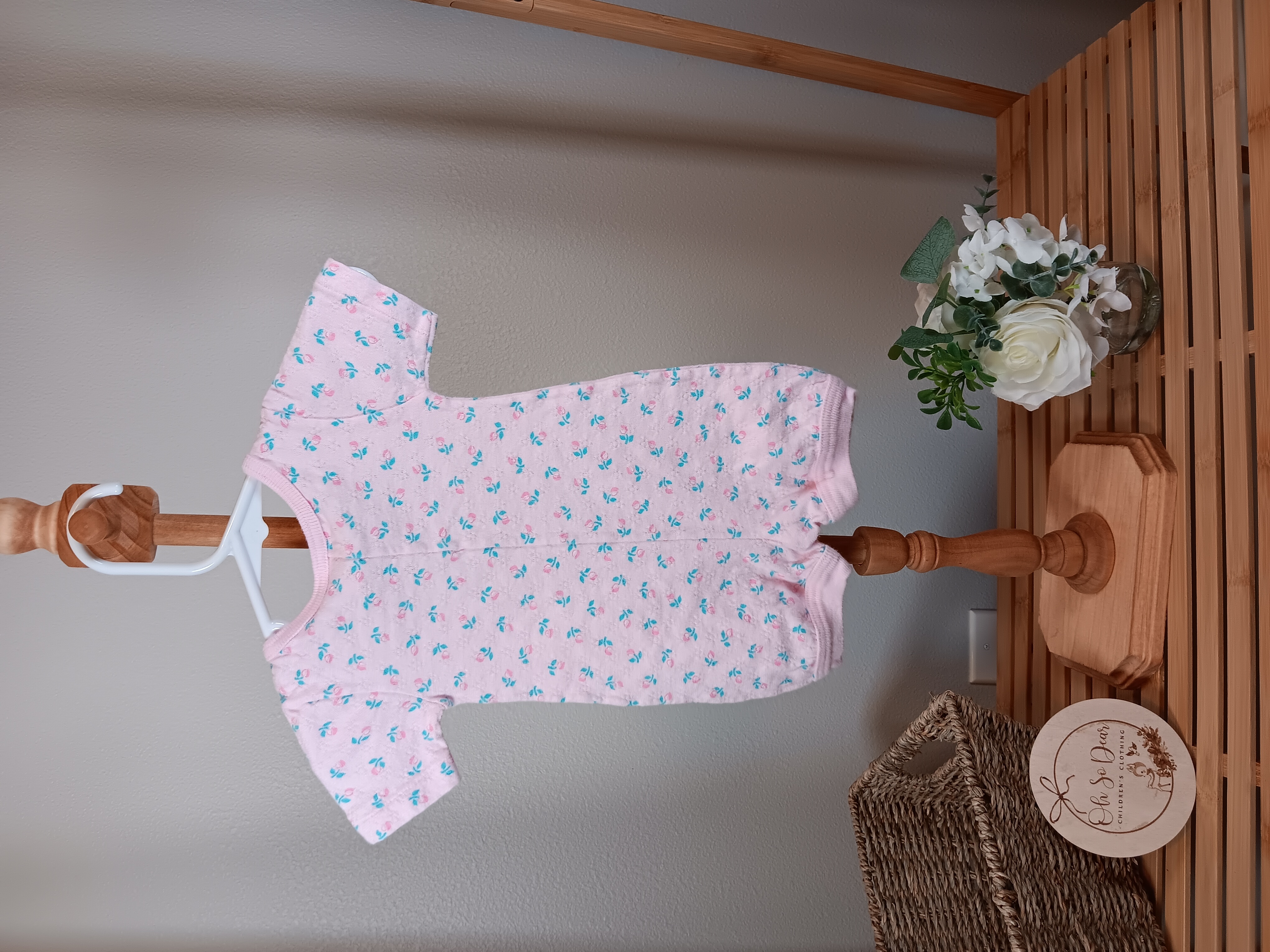 Carters Pink one piece romper with little flowers size 0 to 6 months 