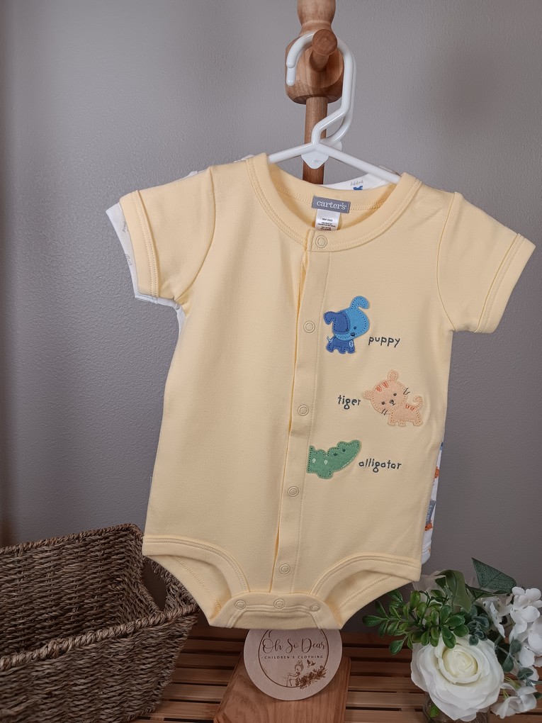 Boys Carters Yellow 2 onesie set with puppy tiger and alligator size 6 months