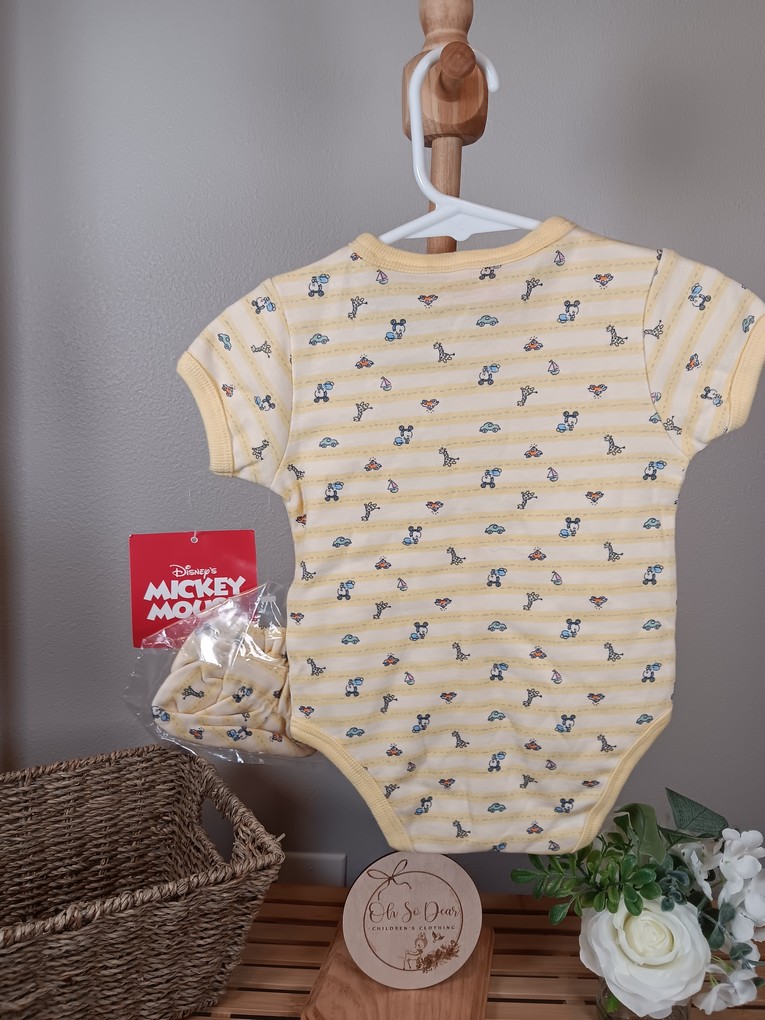 Neutral yellow Disney onesie romper with booties 6 to 9 months closer to 6mo 