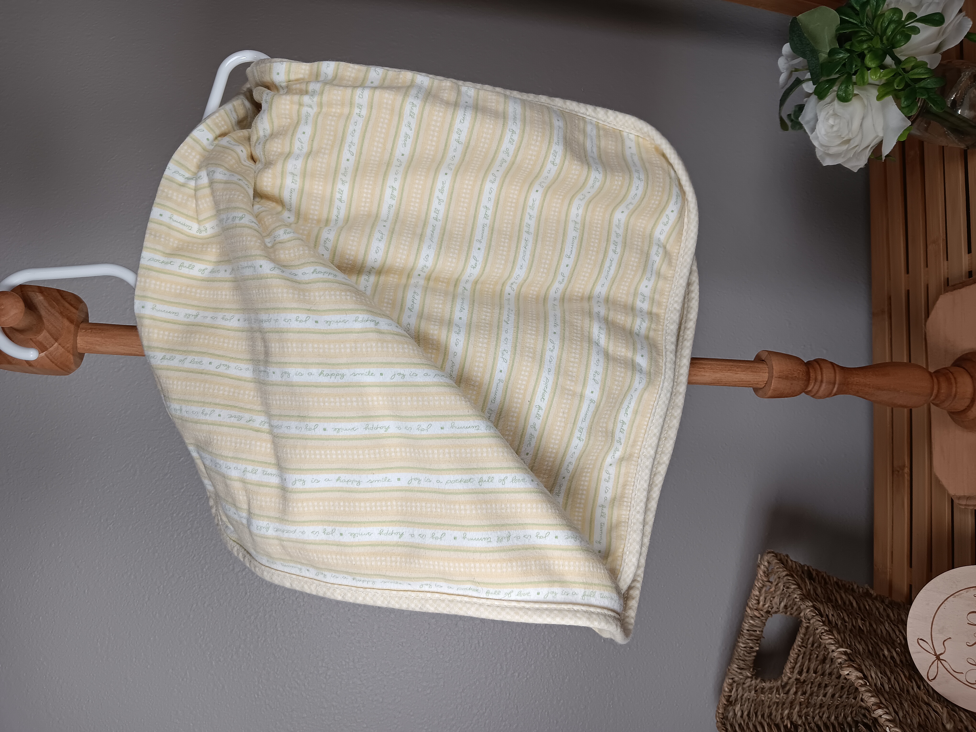 Baby Blanket with Bear Embroidery, Soft yellow-colored baby blanket, perfect for newborns