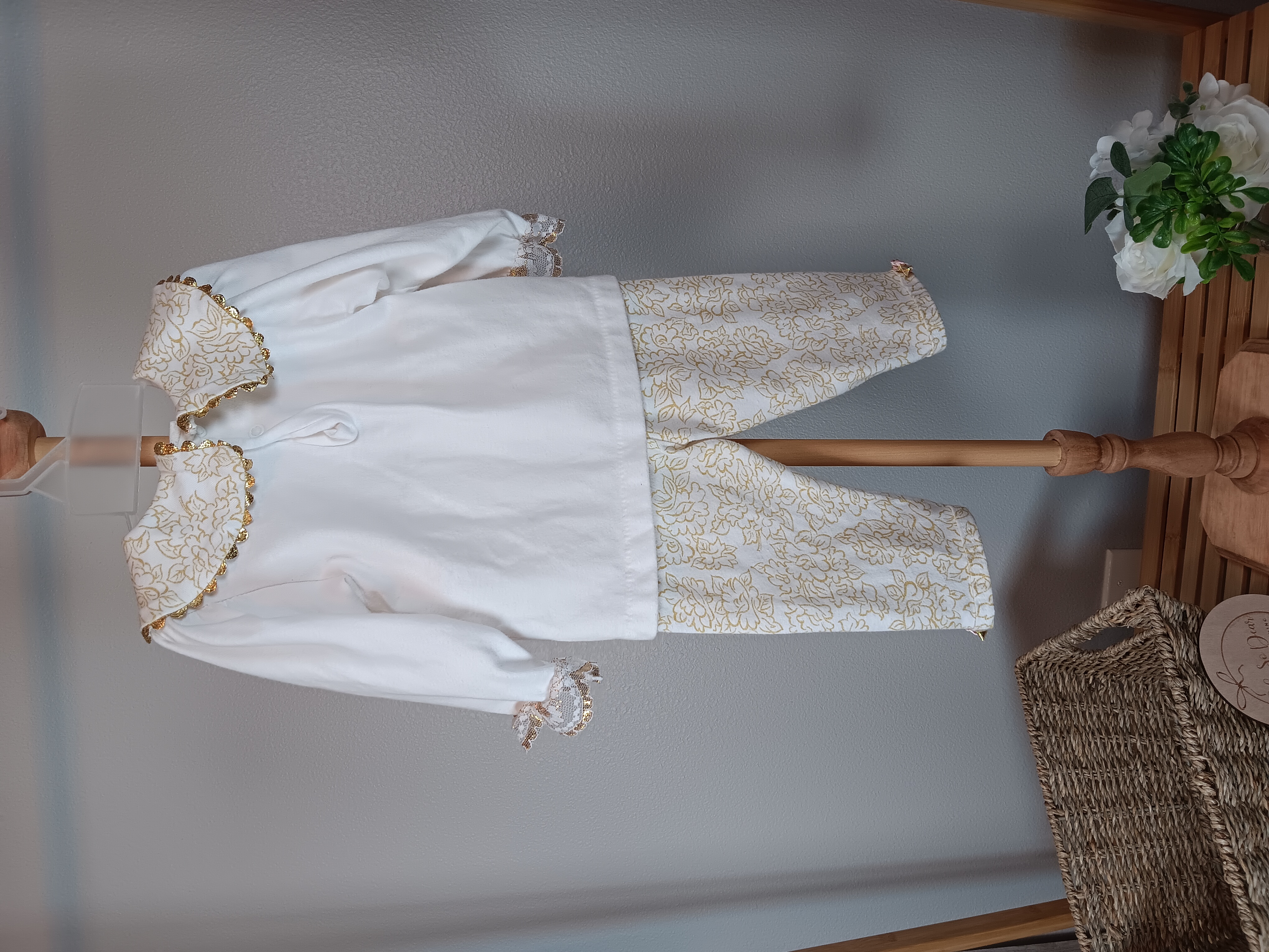Elegant Children's Outfit Charming white top and floral pants set for kids goldish accents by Buster Brown size 12 months