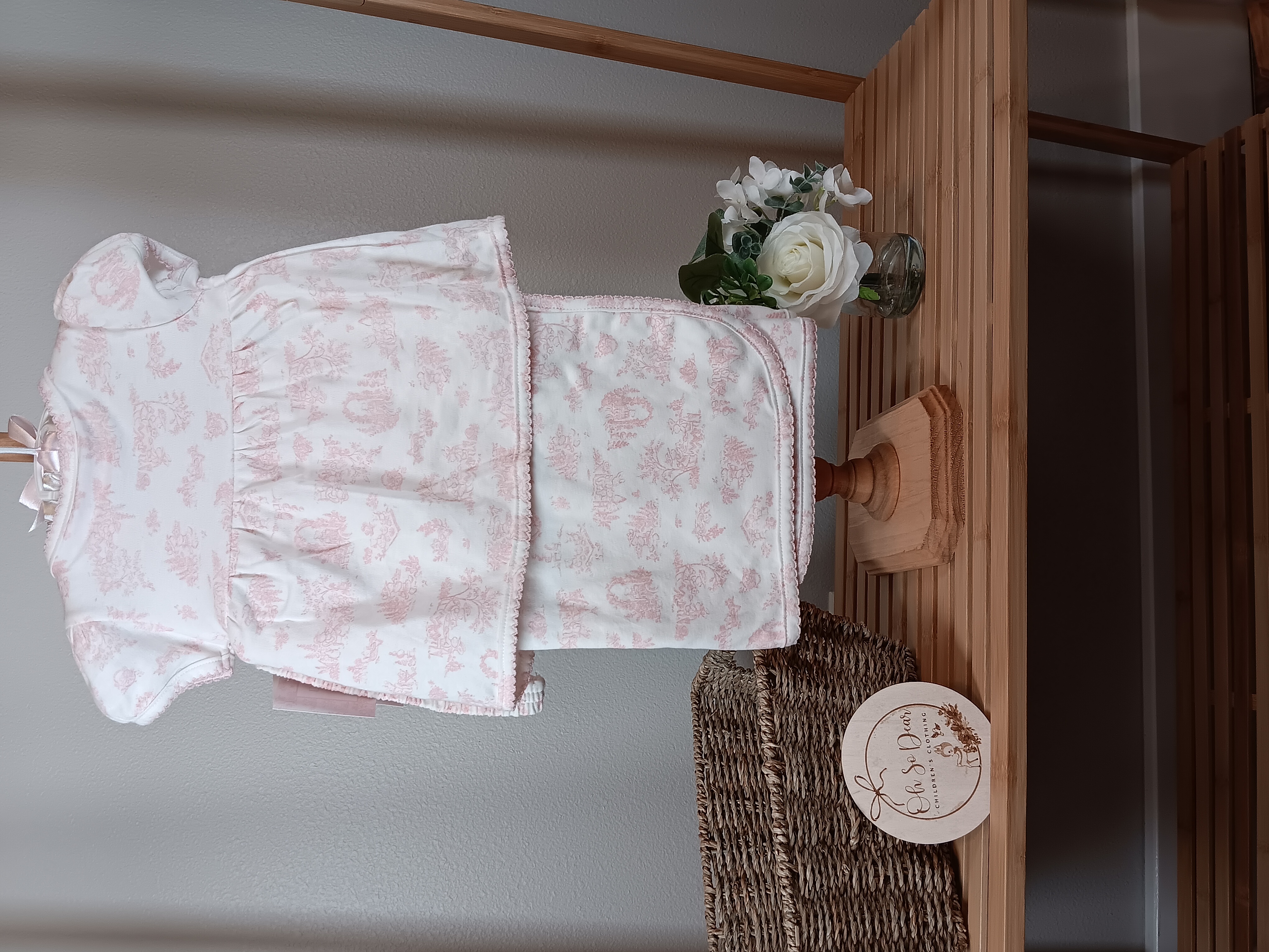 Baby Girl dress Set with head band and Blanket also comes with hanger NWT Dylan and Abby brand