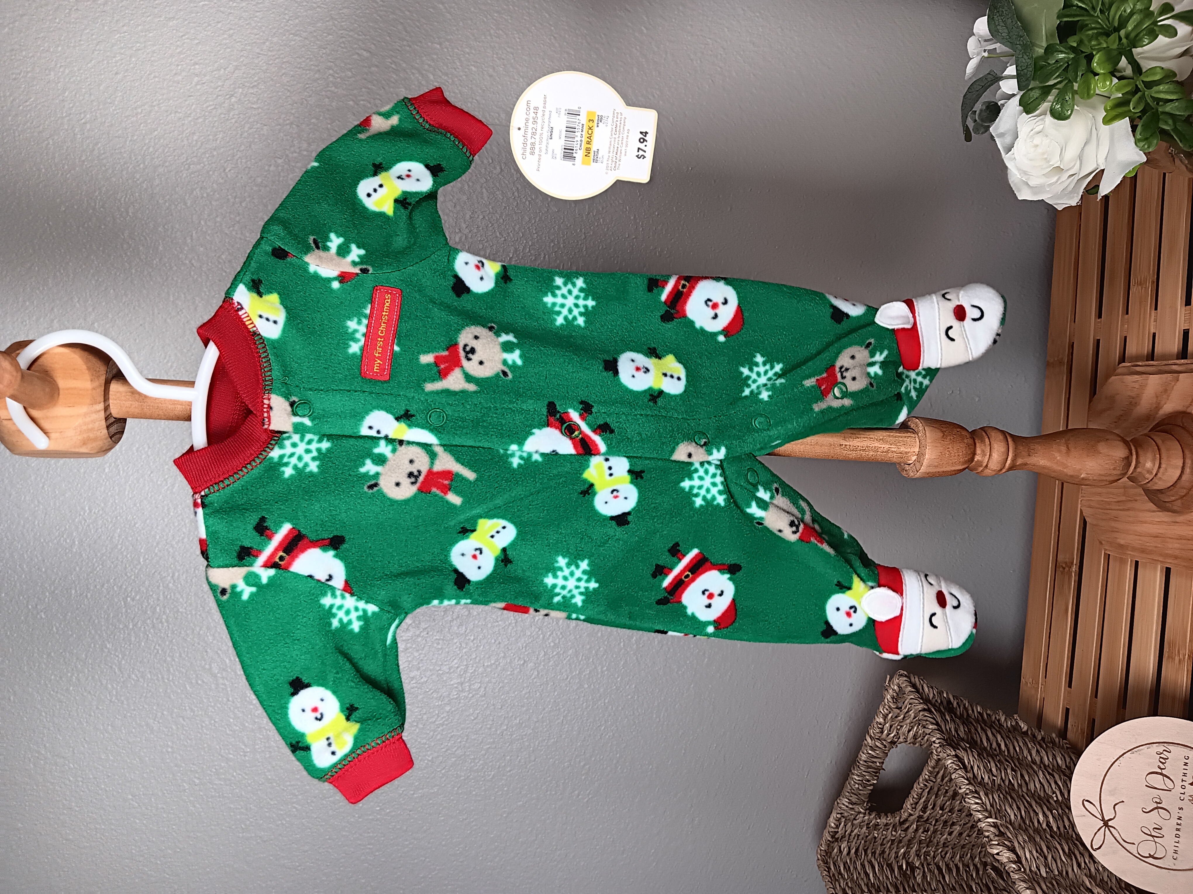 Holiday Baby Onesie Pajamas Festive green Fleece sleeper with Christmas characters size Preemie NWT