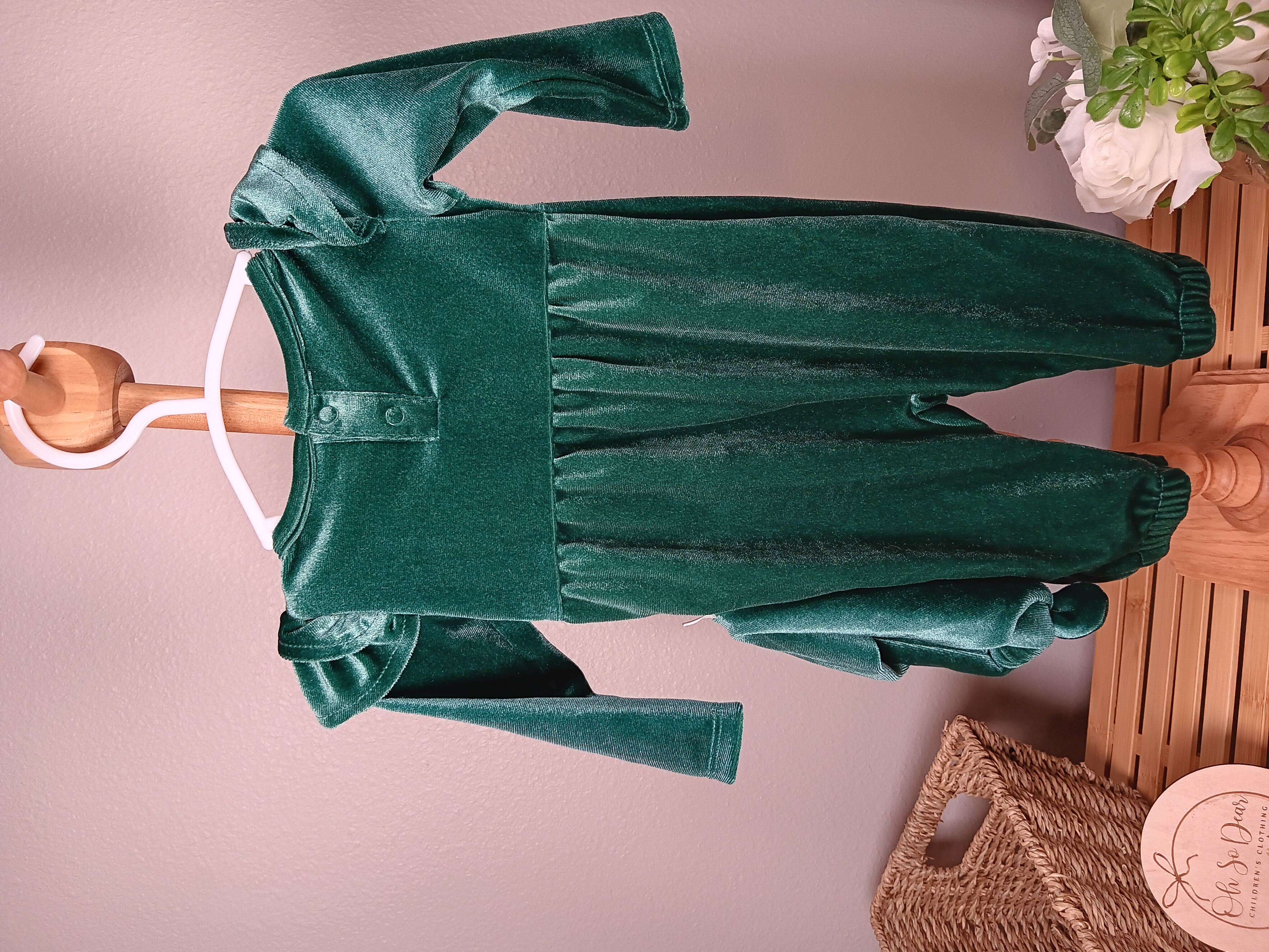 Green Velvet Baby Romper with matching headband size Newborn Elegant one-piece outfit for little ones NWT from Cat and Jack