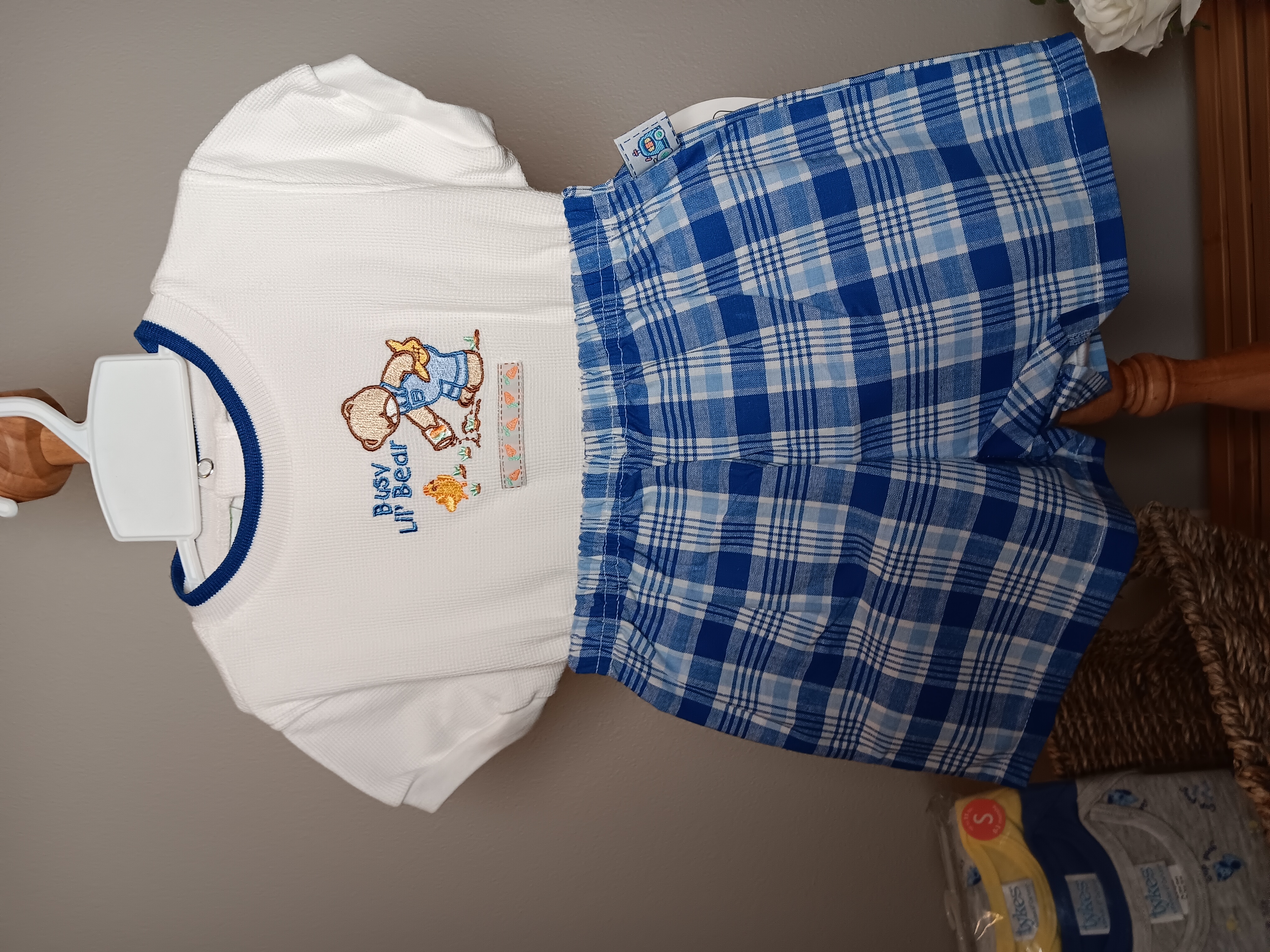 Baby boy summer outfit Comfortable onesie t-shirt and plaid shorts set by Sesame Street brand size newborn 6 to 9 months