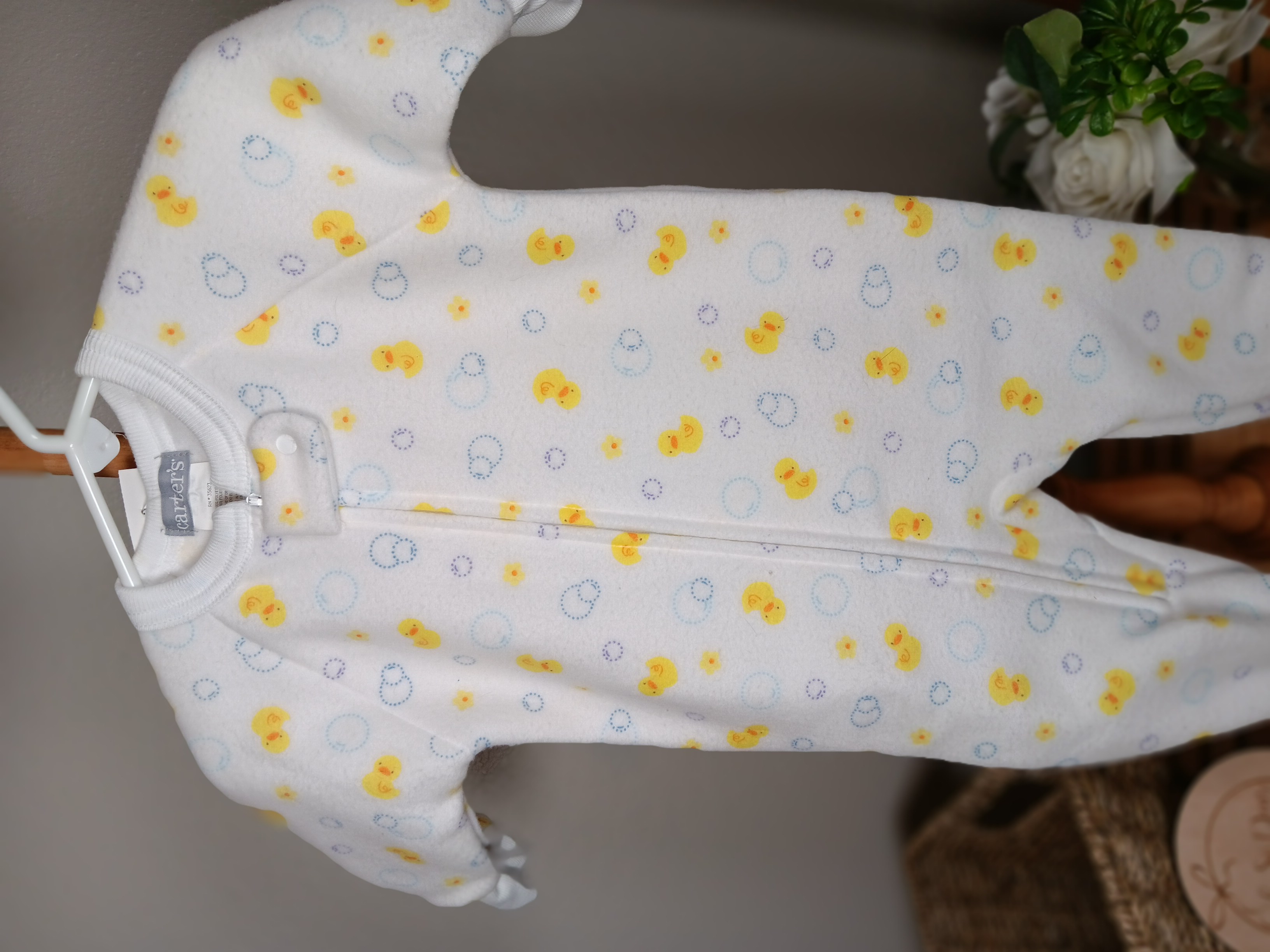 Carters brand Fleece Baby Sleepwear Onesie Duckie with Bubbles size 6 months NWT