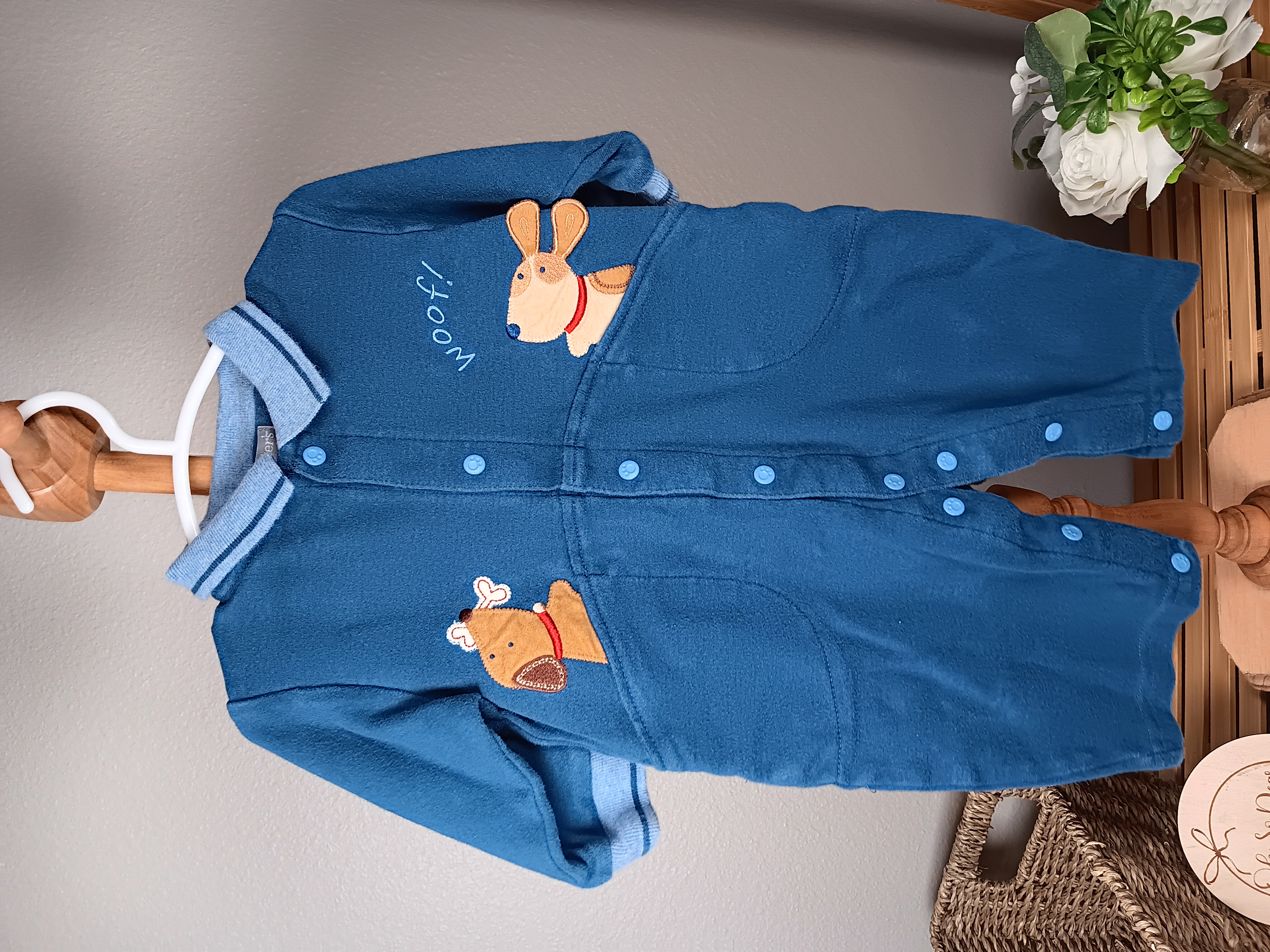 Carters 3 to 6 months puppy Romper in GUC some wash wear