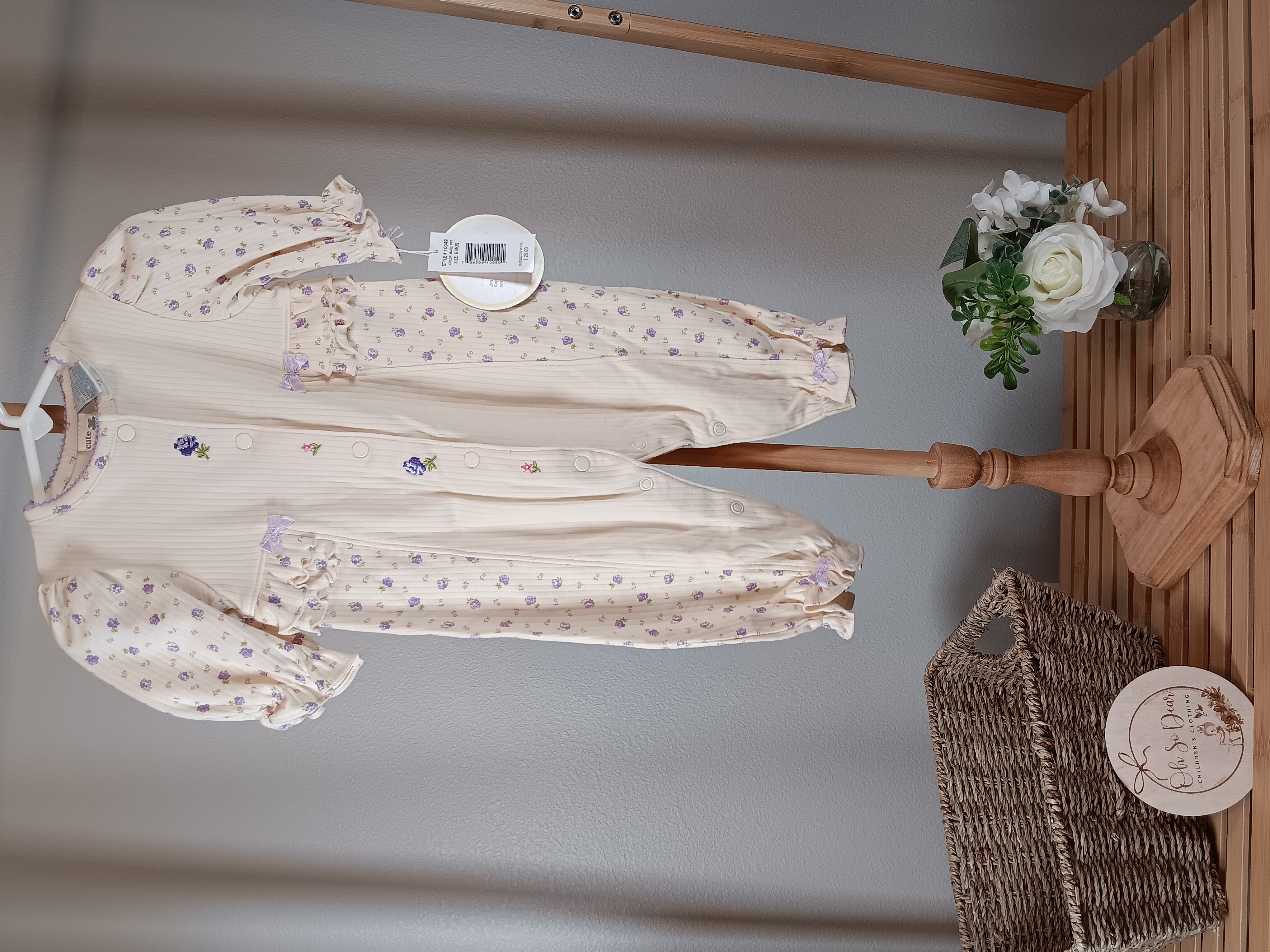 One piece Ruffle Bum Floral Baby Romper size 6 months