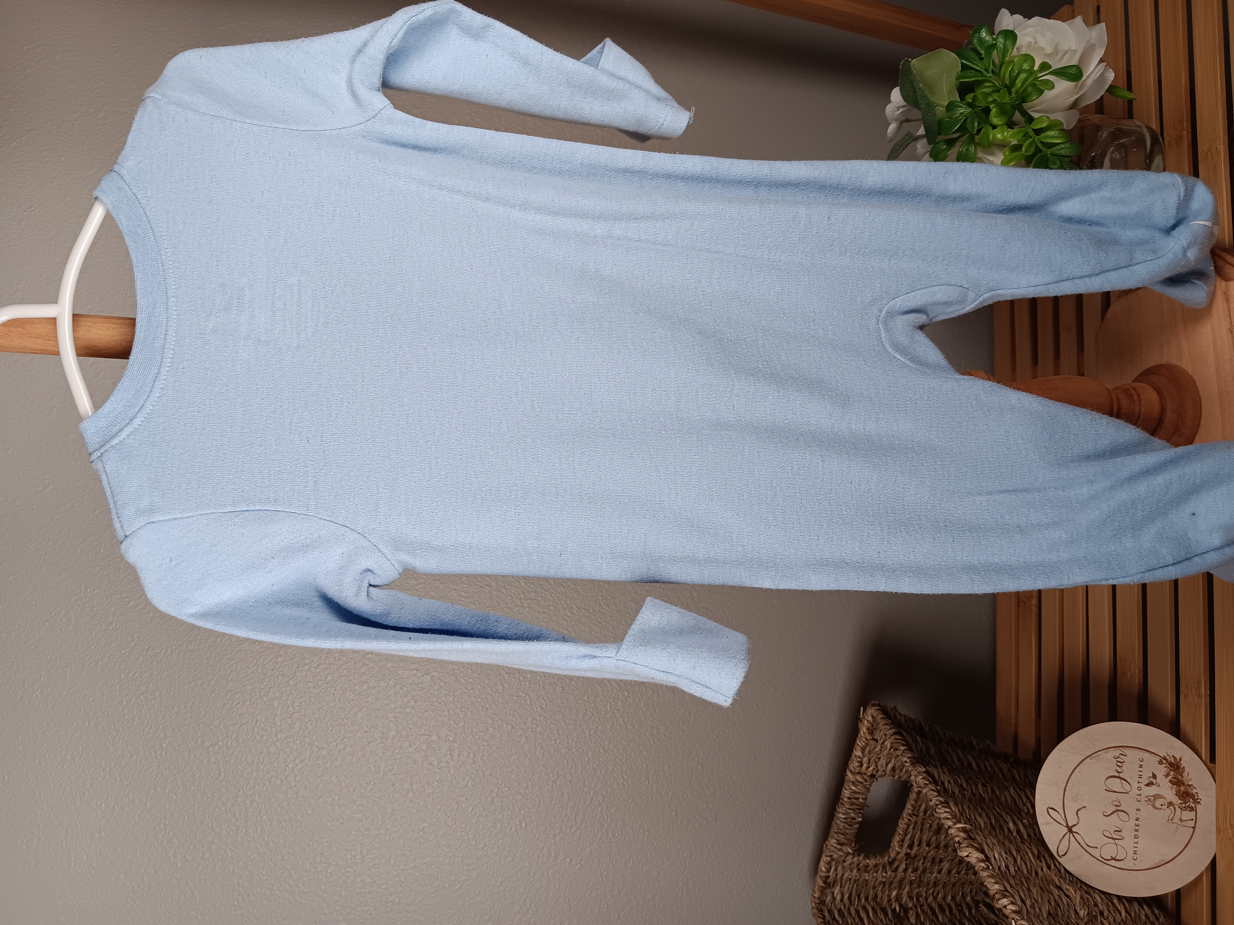 Nike Baby Onesie, size 6 months Comfortable and stylish baby sleep and play outfit in light blue