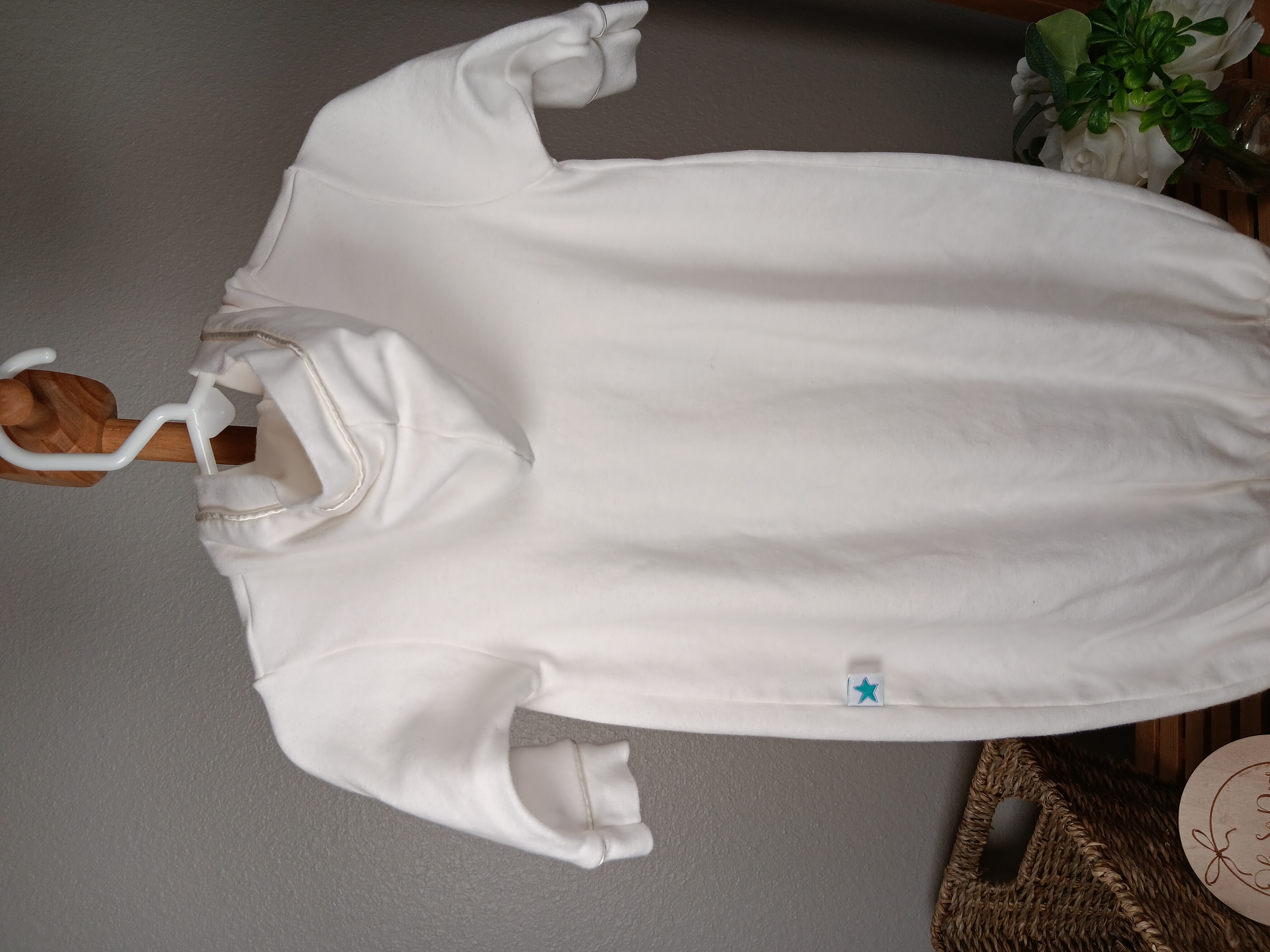 Infant Ivory Gown with duck embroidery on chest and hooded by Little Me size 0 to 3 months Soft and cozy baby sleepwear