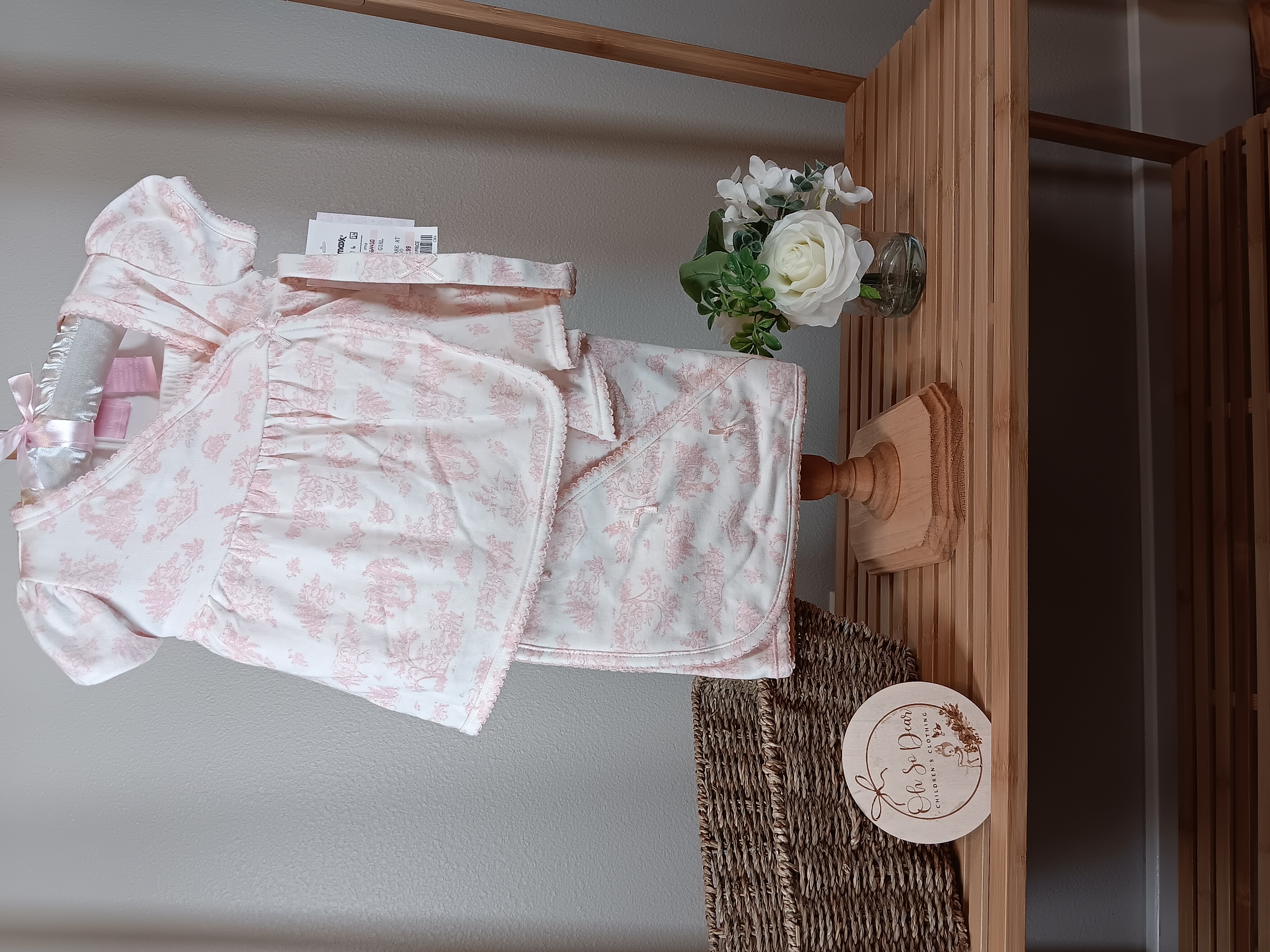 Baby Girl dress Set with head band and Blanket also comes with hanger NWT Dylan and Abby brand