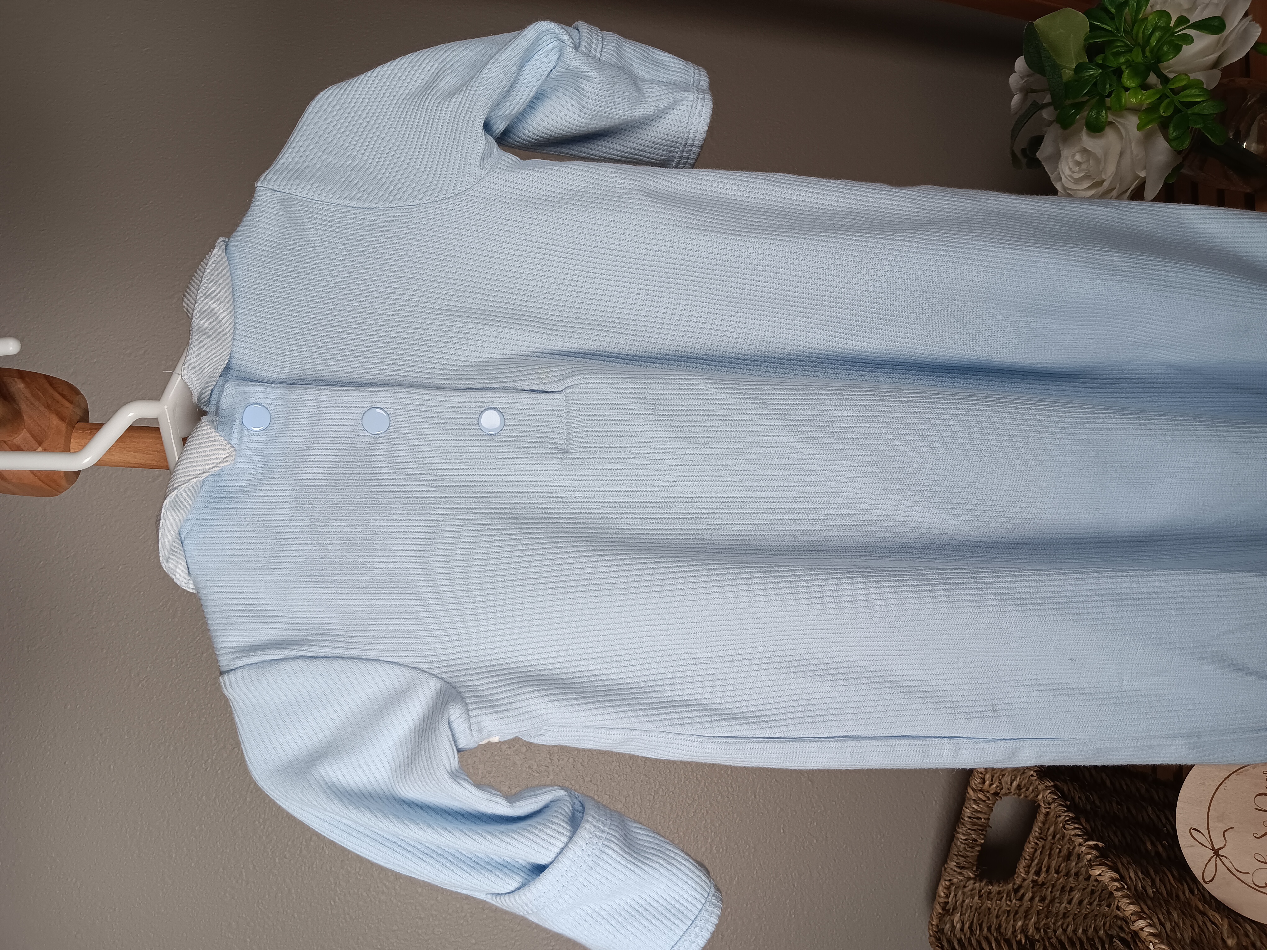 McBaby Vintage Y2KBaby Blue Gown with Matching Hat size newborn 0 to 3 months New without tag