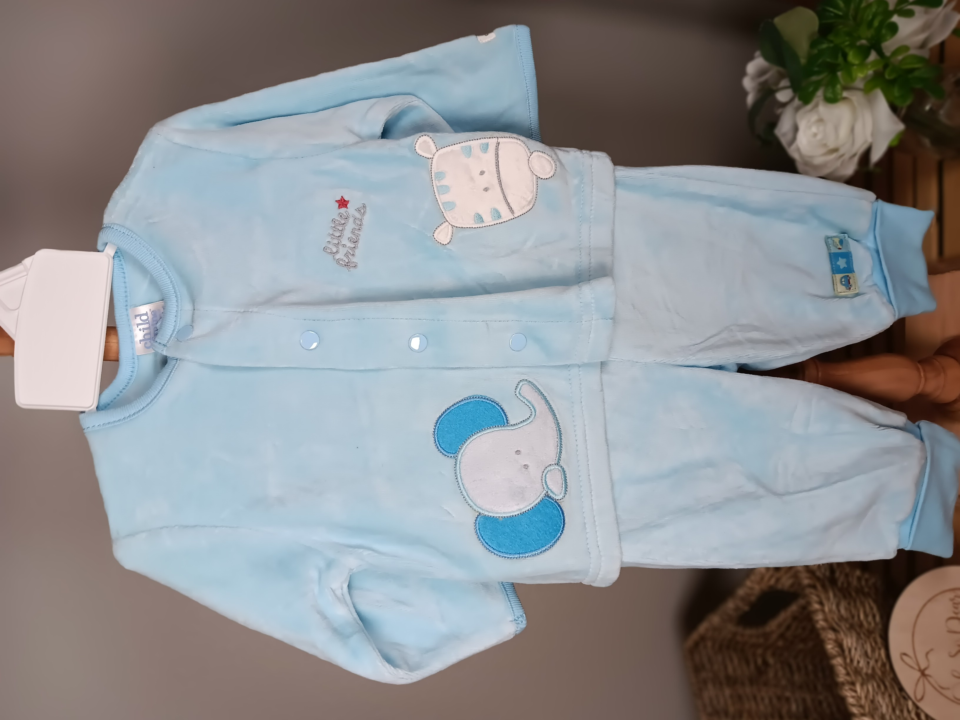 Soft and cozy outfit for infants with elephant design by Child of Mine size M 12 to 16 lbs NWOT Vintage Y2K
