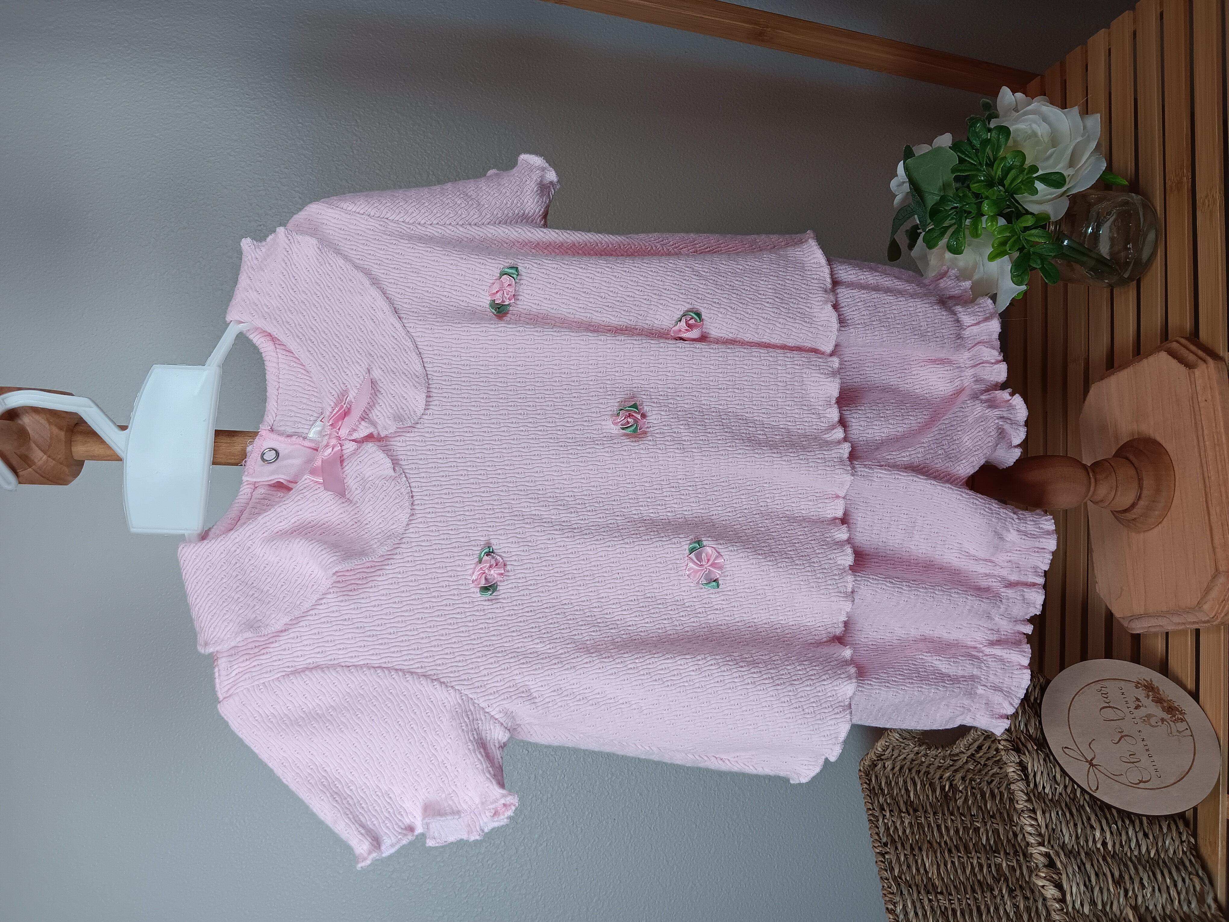 Adorable cotton set for infants with floral details Baby Pink Outfit Buster Brown brand size 24 months but would fit much larger 