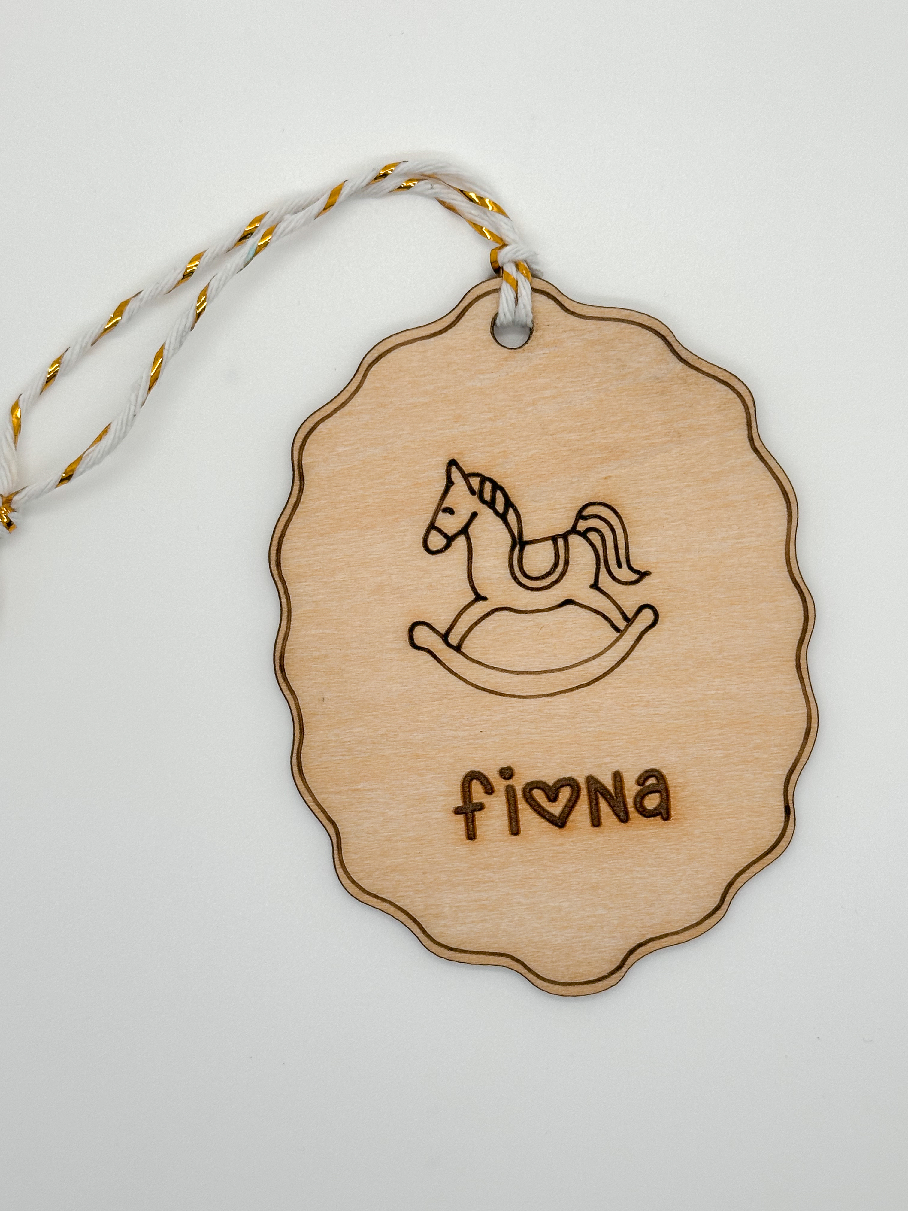 Adorno Caballito Balancín · Colección Trazos