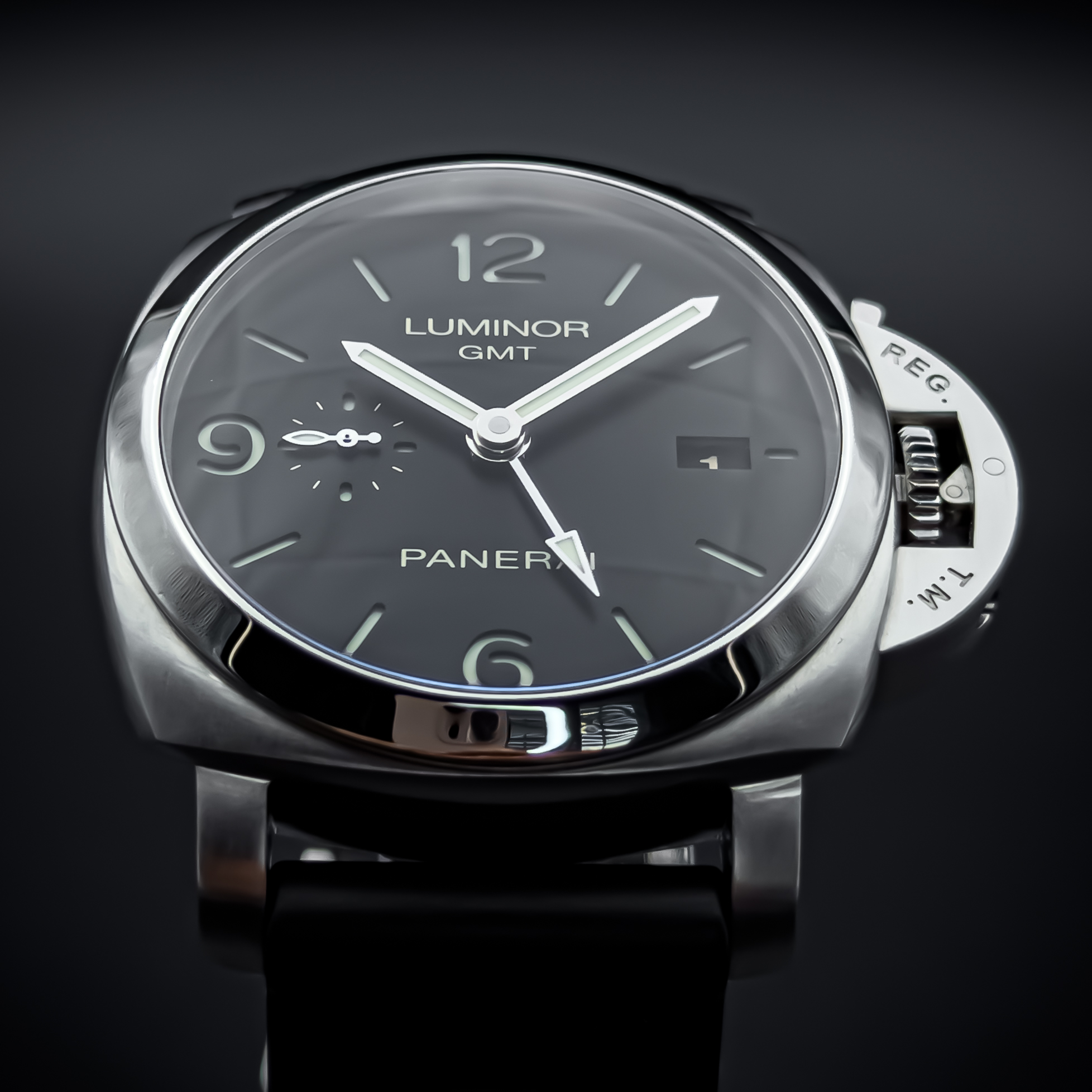 Panerai Luminor 1950 3 Days GMT