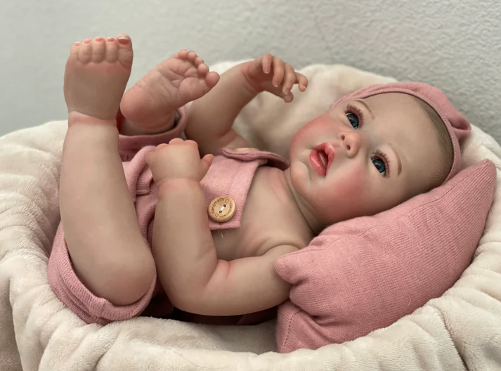 “Grace” Reborn Baby Girl, 19 Inches – 