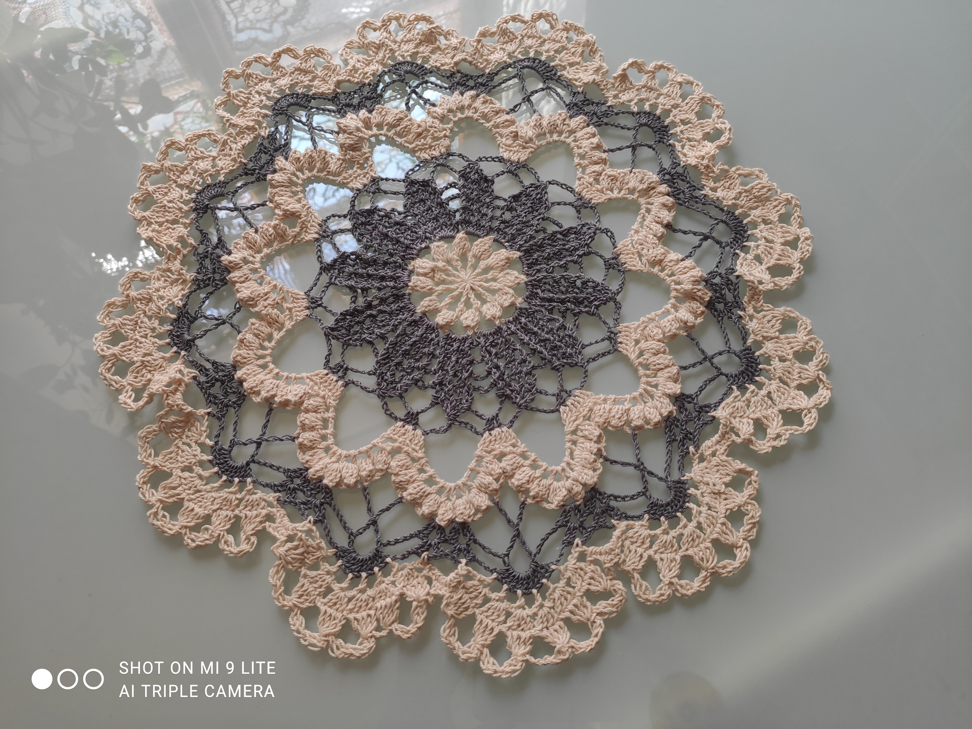 Grande fleur en dentelle 