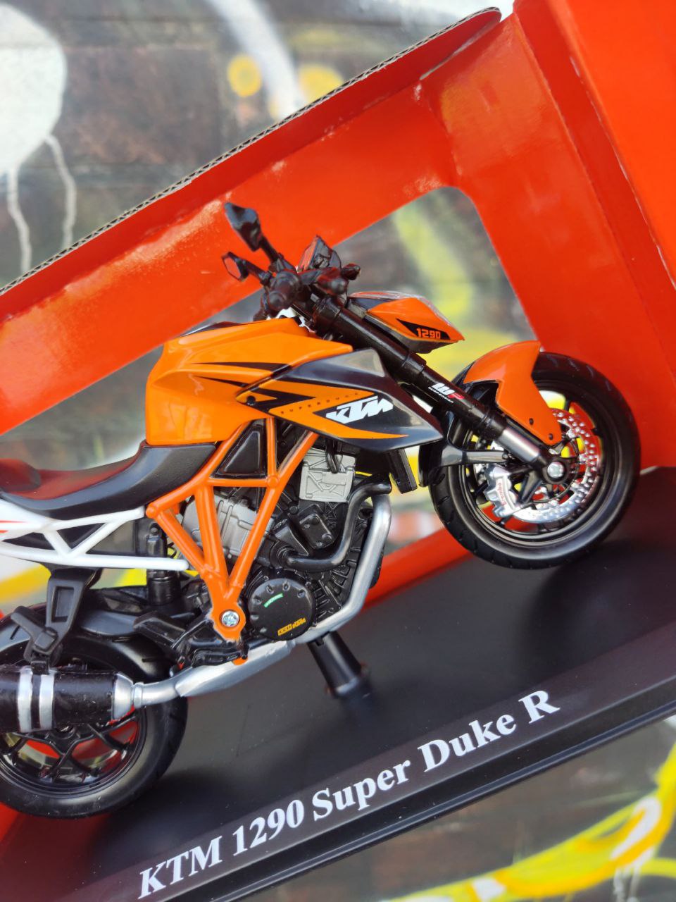 KTM 1290 SUPER DUKE R 