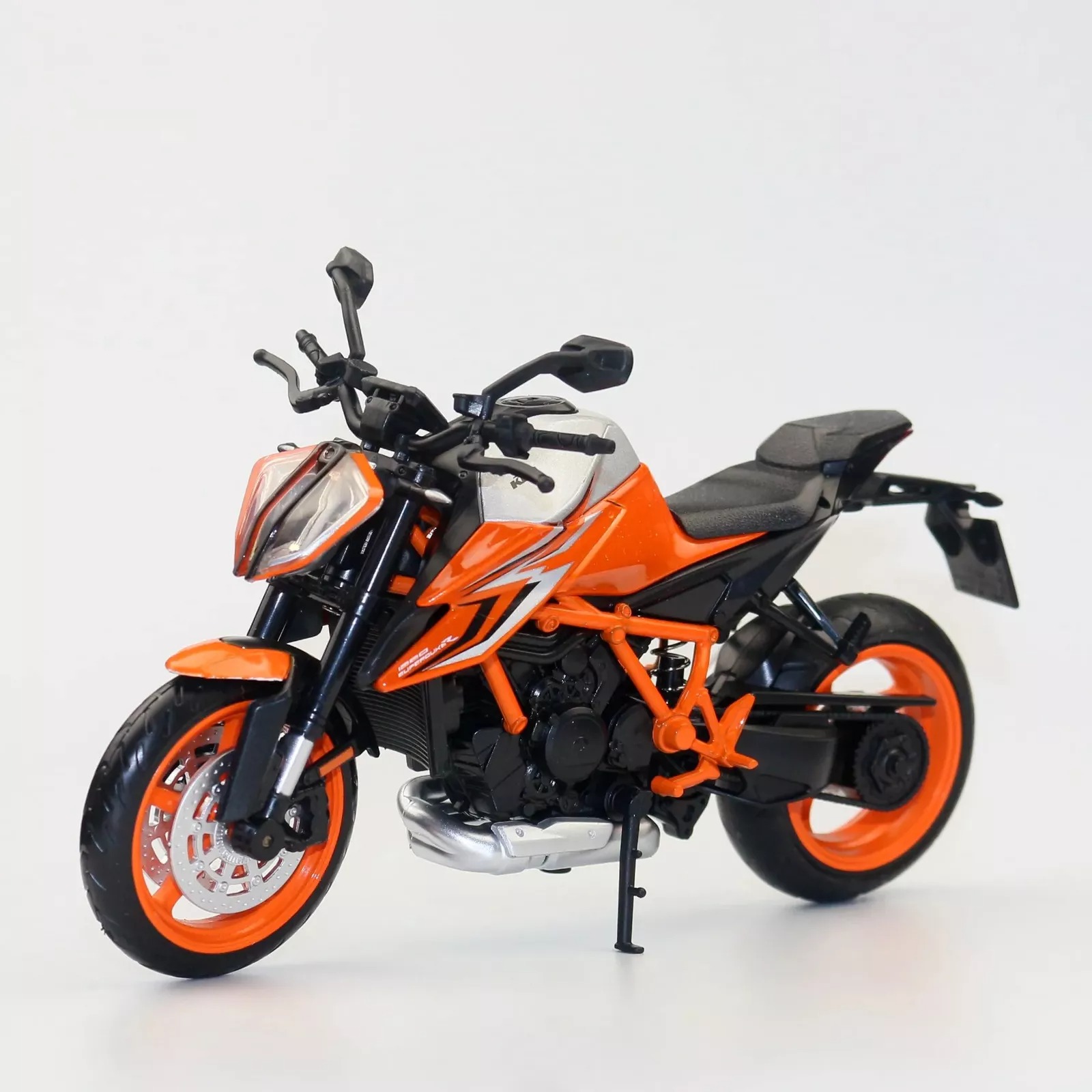 KTM 1290 SUPER DUKE R 