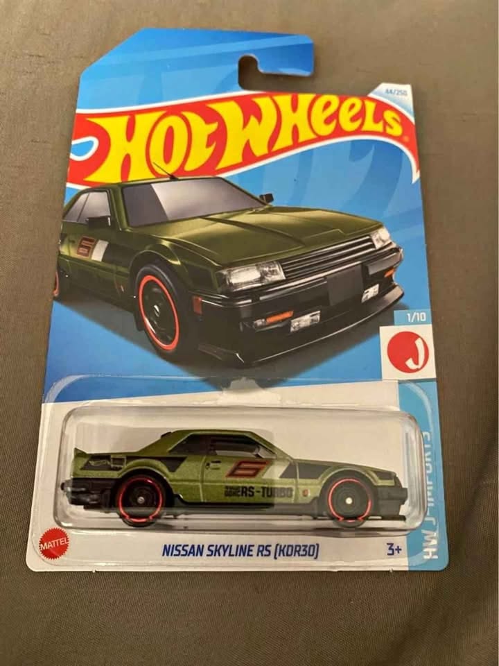 NISSAN SKYLINE RS [KDR30]