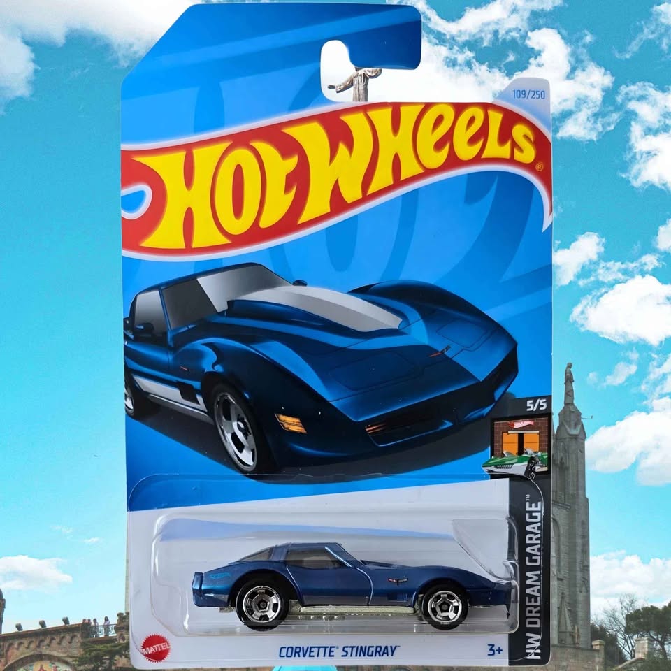 CORVETTE STINGRAY