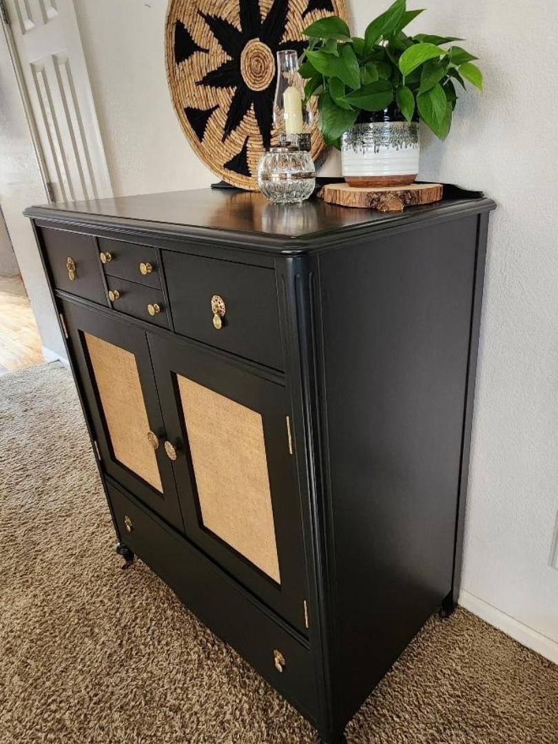 Vintage 8 Drawer Dresser