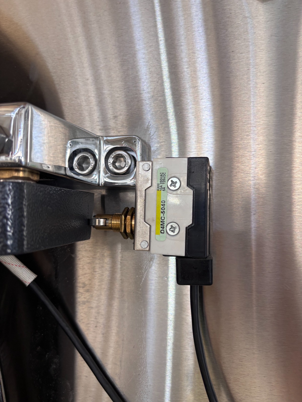 Omron D4MC-2020 Limit Switch