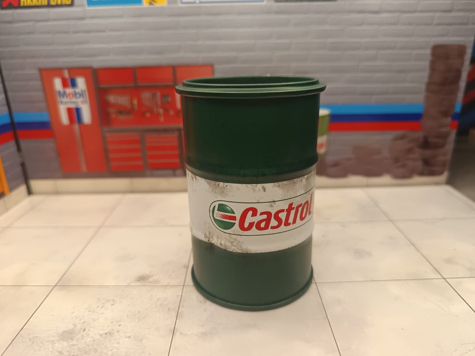 Baril huile miniature "CASTROL"