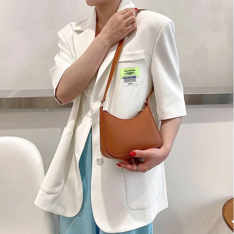 Nuevos bolsos de mano a la moda para mujer, bolso Retro de Color sólido de cuero PU, bolso de hombro para axila, bolsos Hobos informales para mujer