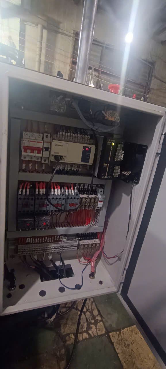 Máy gấp & lăn ép vuông gáy tập học sinh – Giải pháp hoàn thiện tập vở công nghiệp