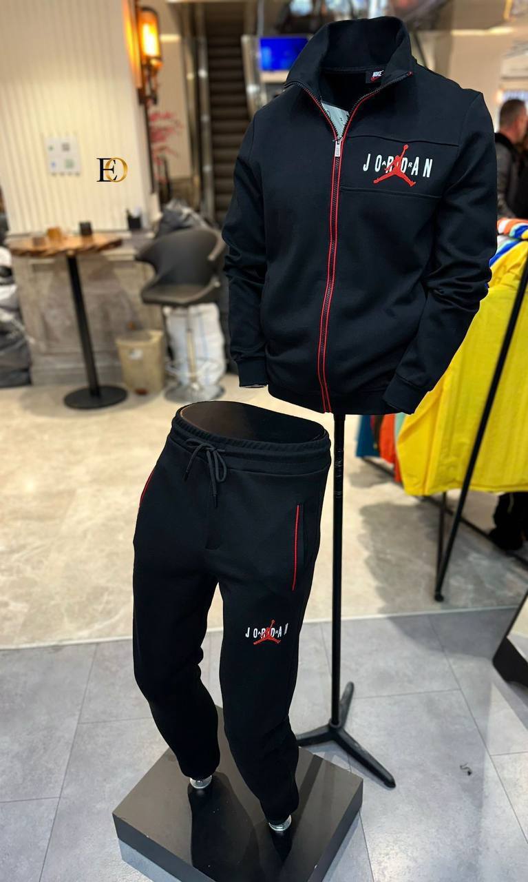 Ensemble de Survêtement Jordan Blanc Cassé : Veste et Pantalon Assortis