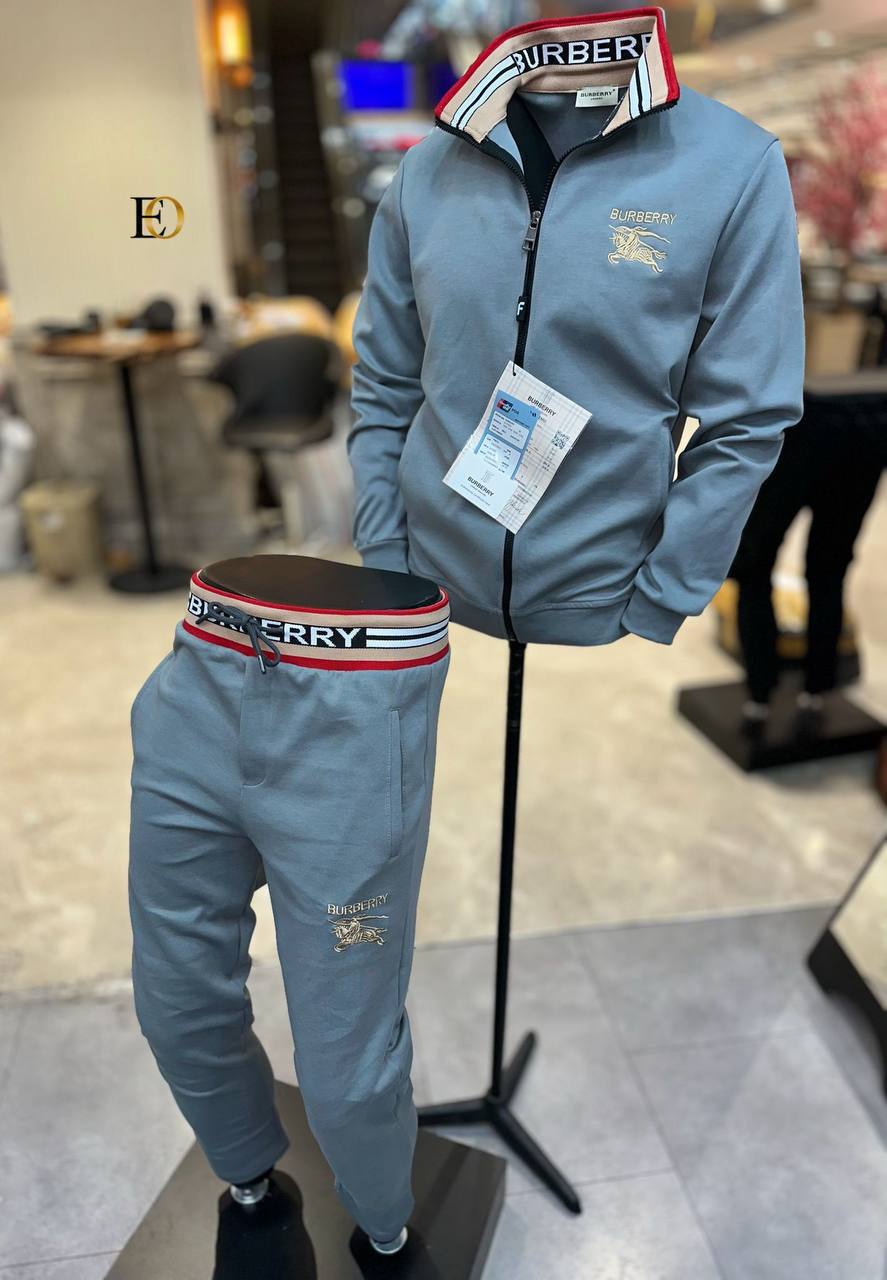Ensemble de Survêtement Jordan Blanc Cassé : Veste et Pantalon Assortis