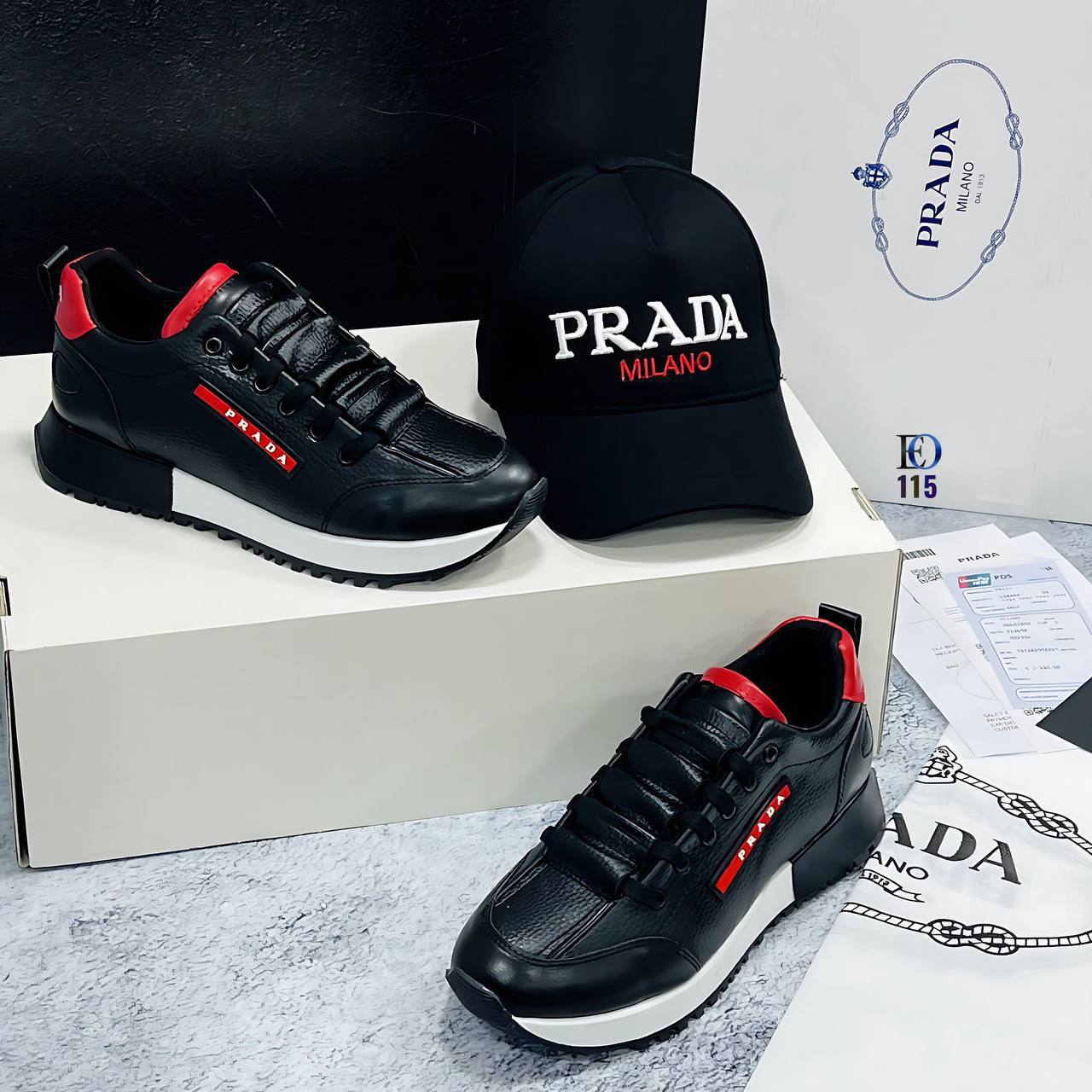 Chaussures et casquette Prada