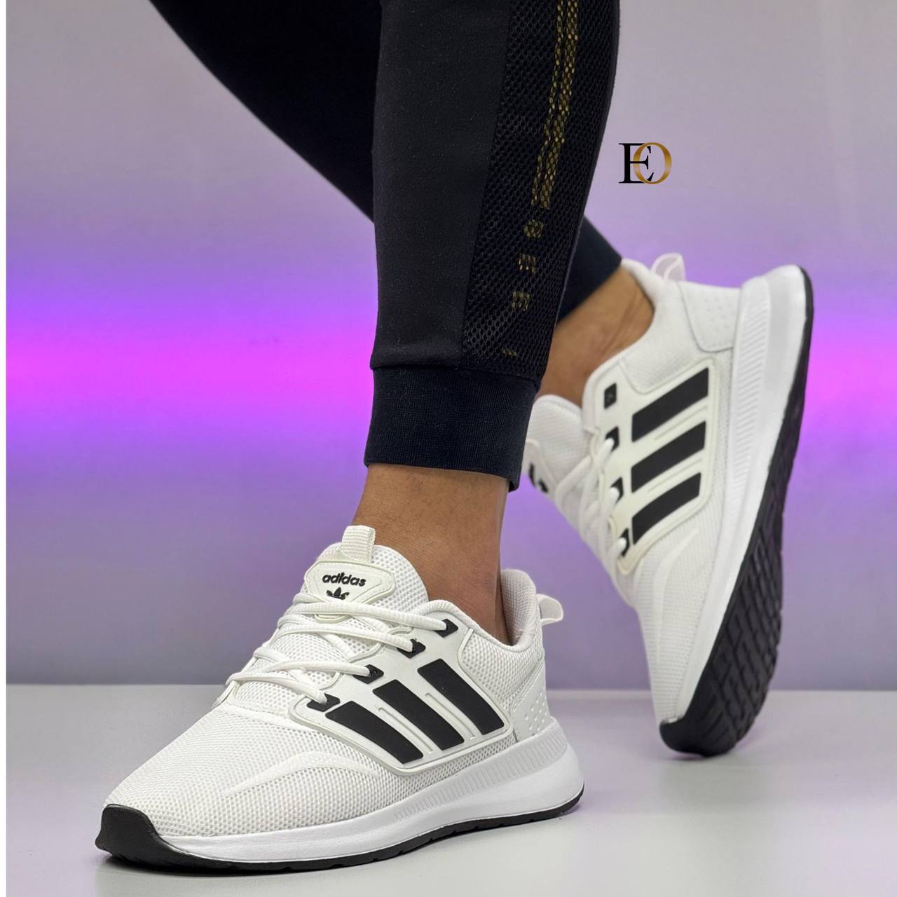 Chaussures de sport blanches