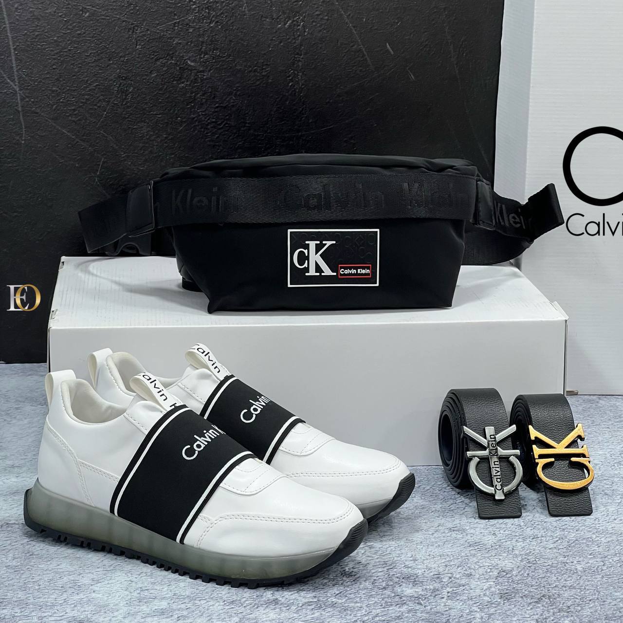  Ensemble Calvin Klein : Baskets, Sac Banane et Ceintures