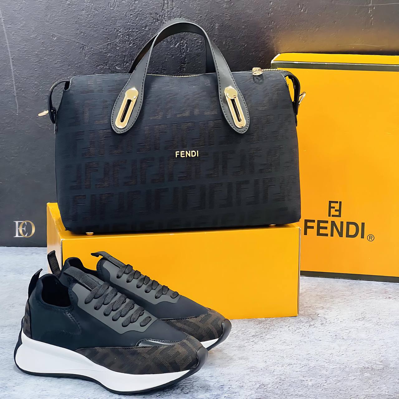  Ensemble Fendi Noir et Marron : Sac à Main, Baskets et Portefeuille - Motif FF Iconique