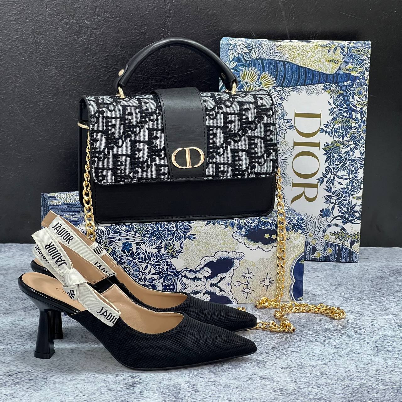 Sac à main et chaussures Dior