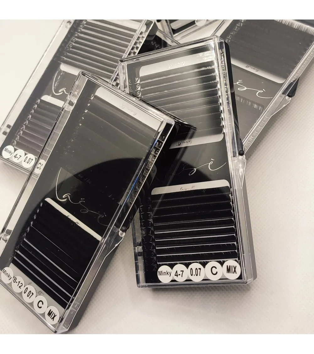 "Lašė" MINKY 0,07mm TAMSIAUSIOS volume blakstienos