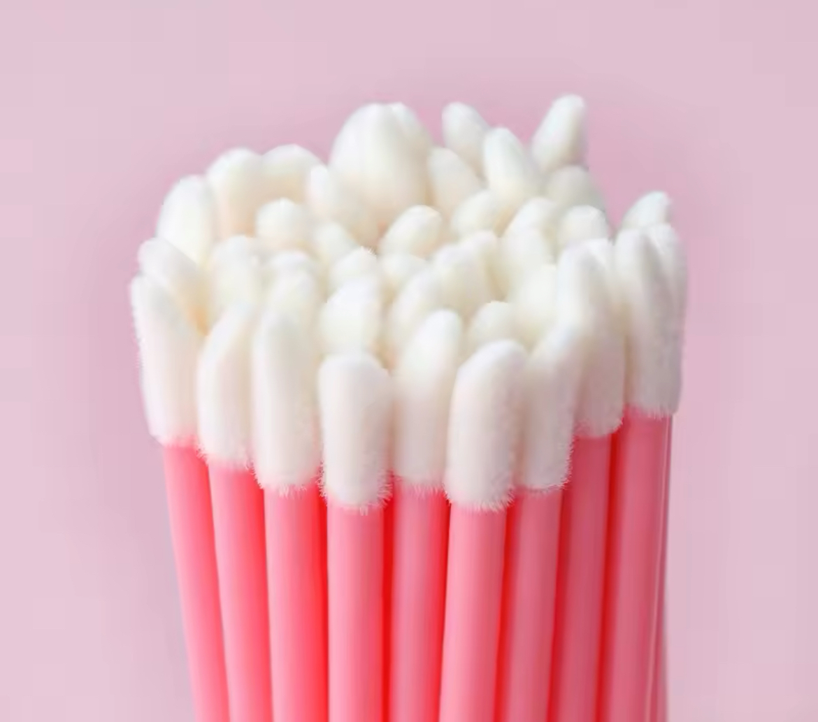 Valymo šepeteliai/ lūpų aplikatoriai 50 vnt.