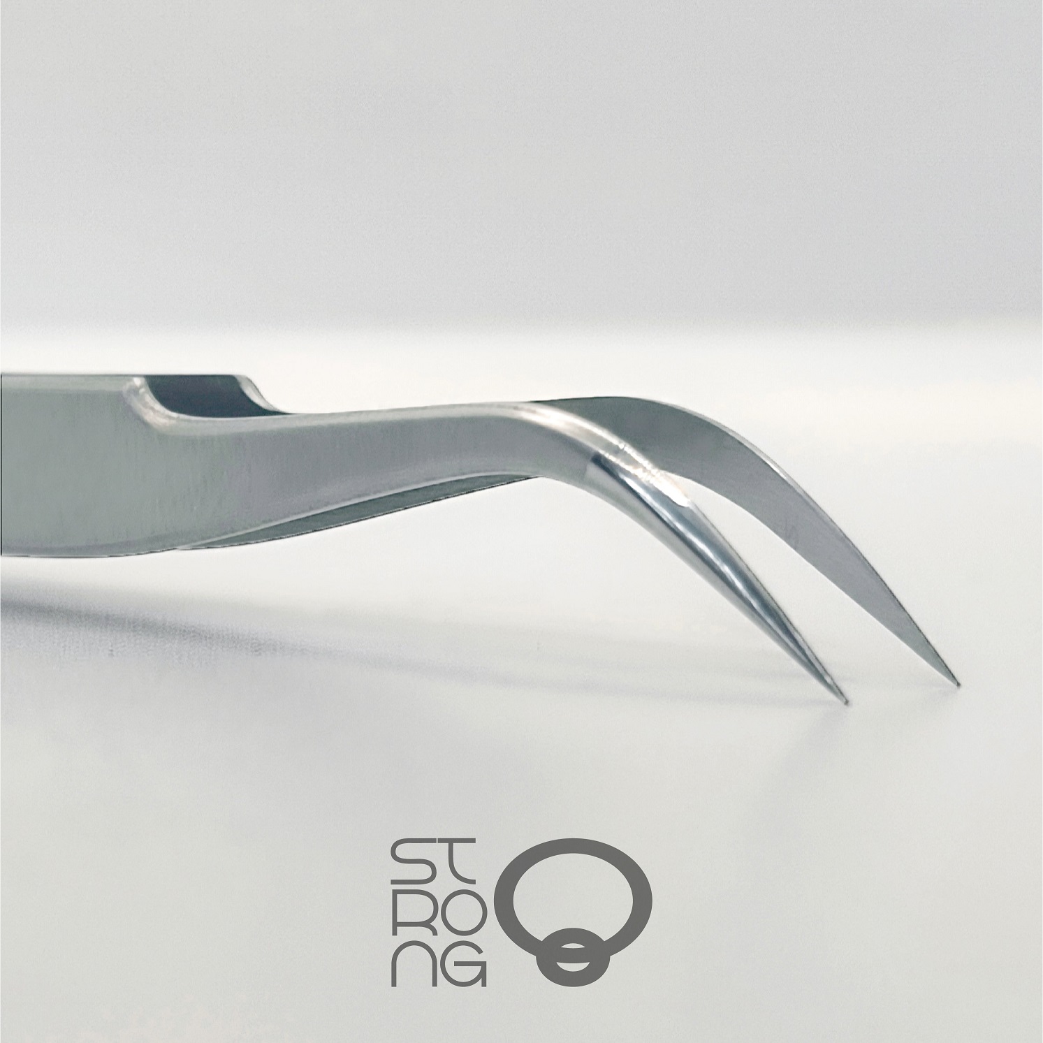 "Lašė" Strong 8 pincetas blakstienų priauginimui