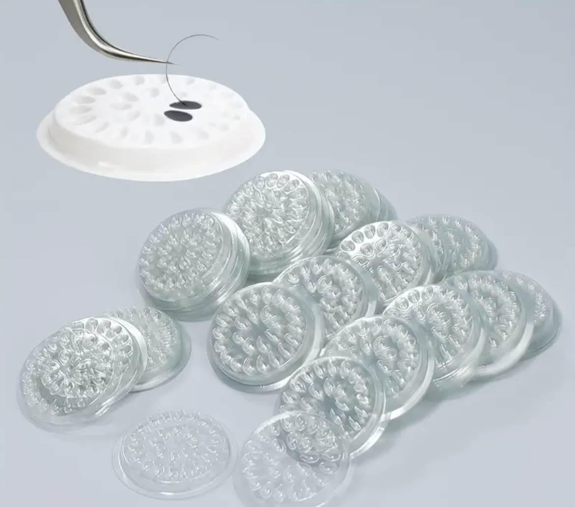 Klijų lašelių paletė blakstienų priauginimui